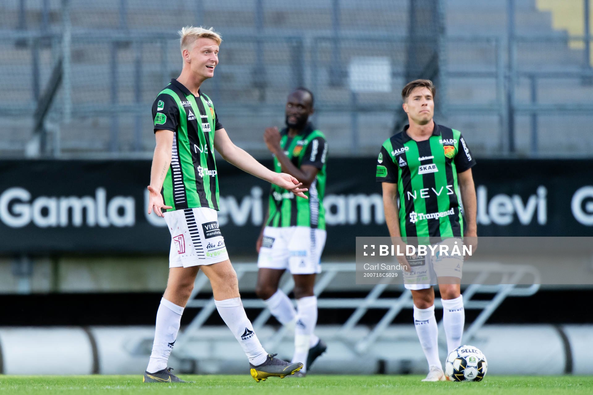GAIS Joackim Åberg reagerar mot domaren