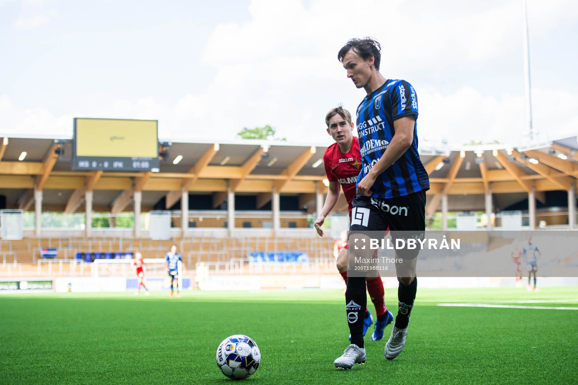 Sirius Hjalmar Ekdal och IFK Norrköpings Ísak Bergmann