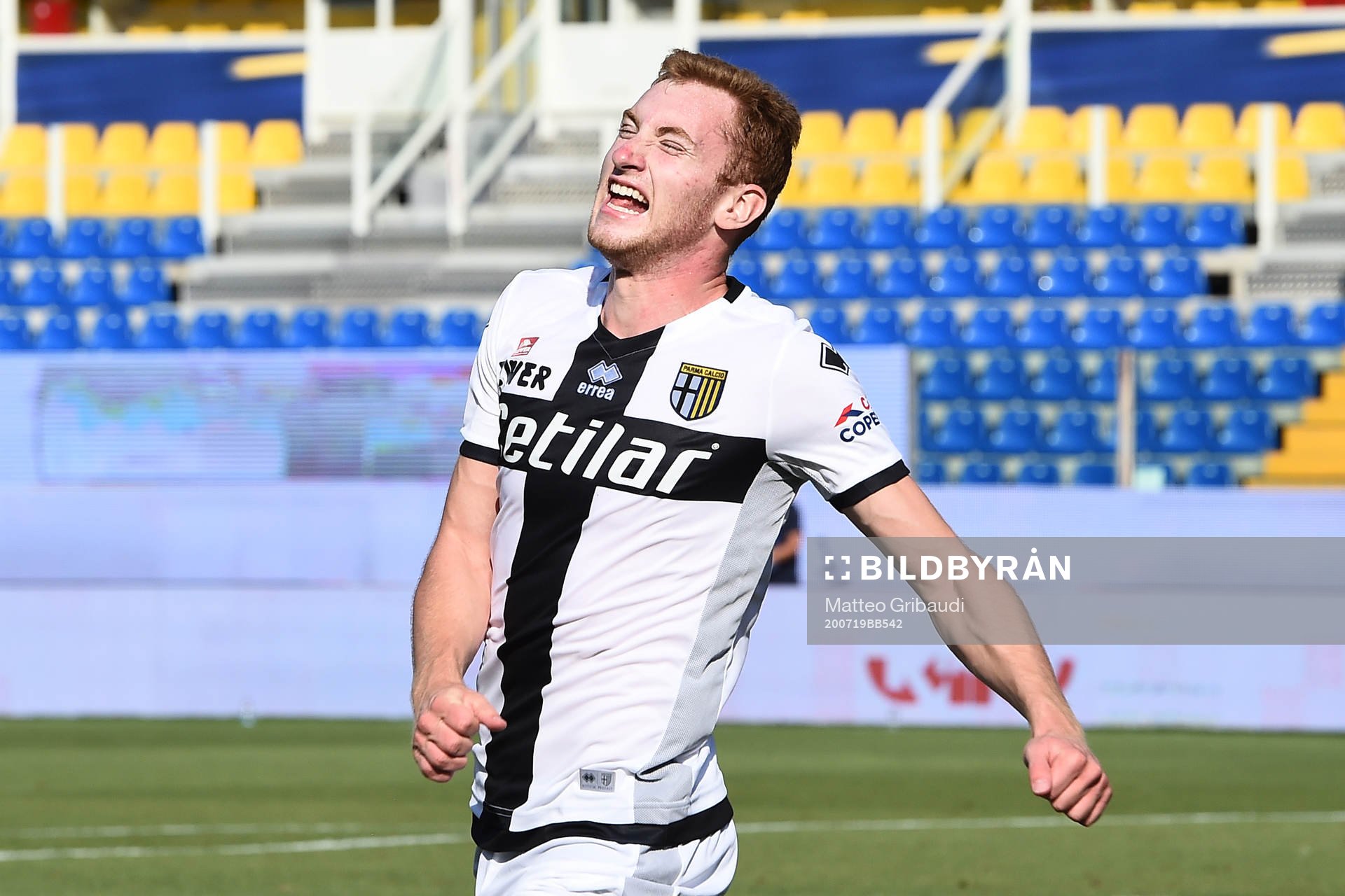 Parmas Dejan Kulusevski jublar under fotbollsmatchen i Serie A mellan Parma och Sampdoria den 19 juli 2020 i Parma.
