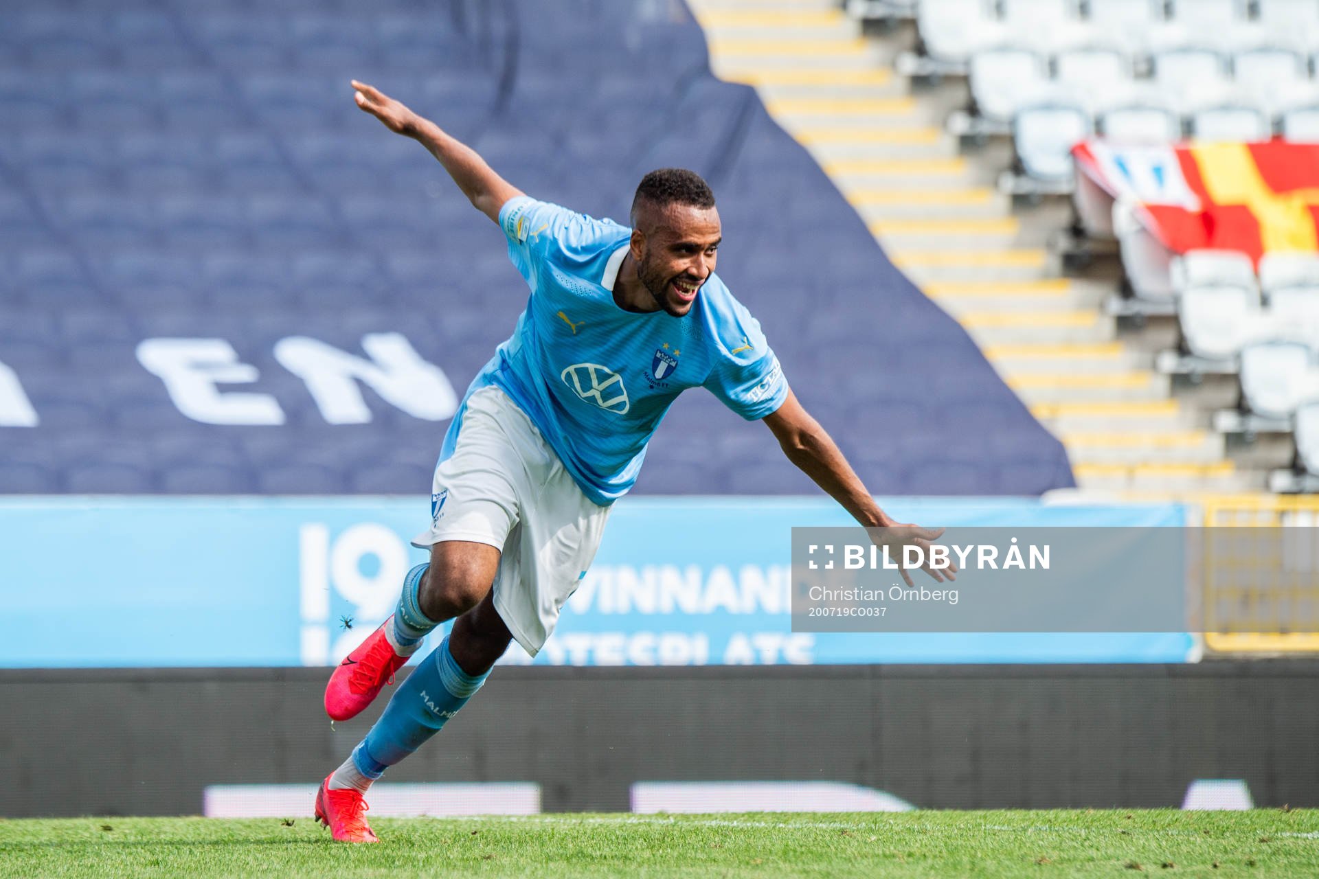 Malmö FFs Isaac Kiese Thelin jublar