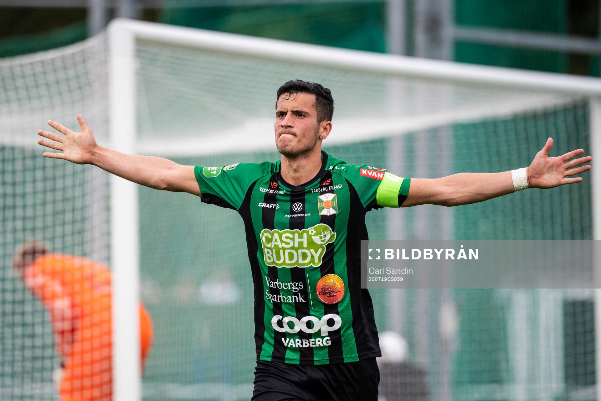 Varbergs Astrit Selmani jublar
