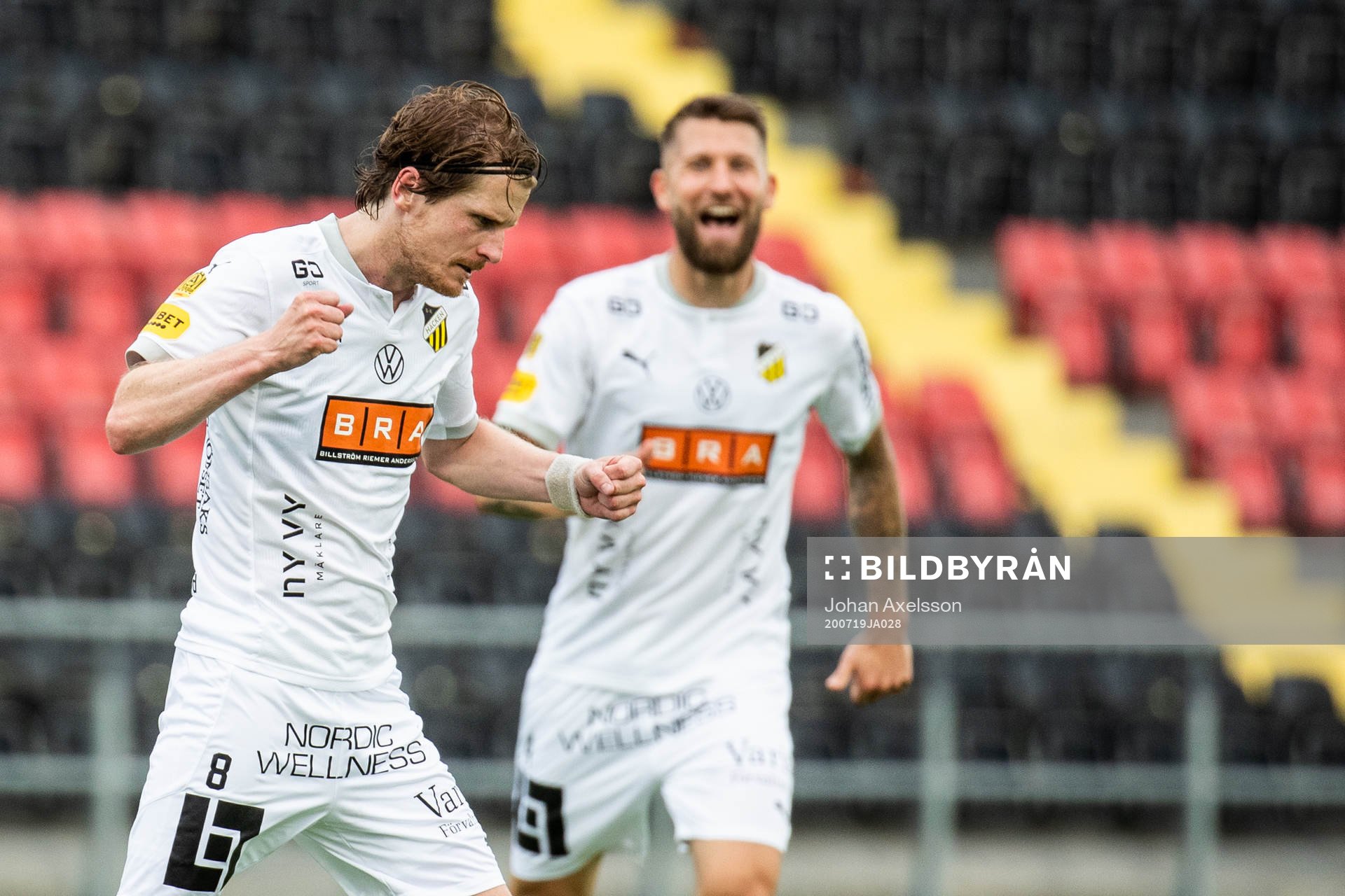 Häckens Erik Friberg jublar