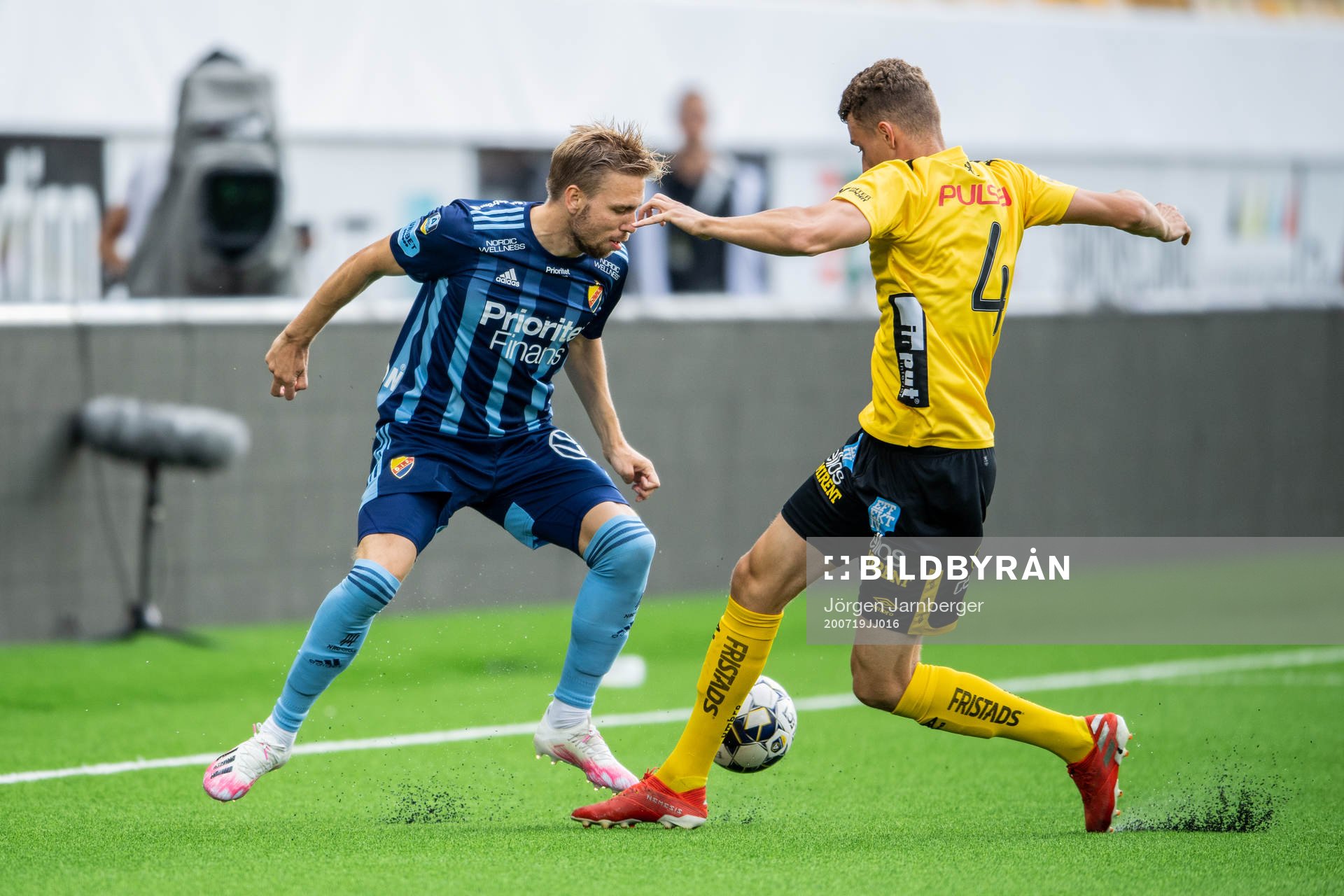 Djurgårdens Jonathan Ring och Elfsborgs Christopher McVey