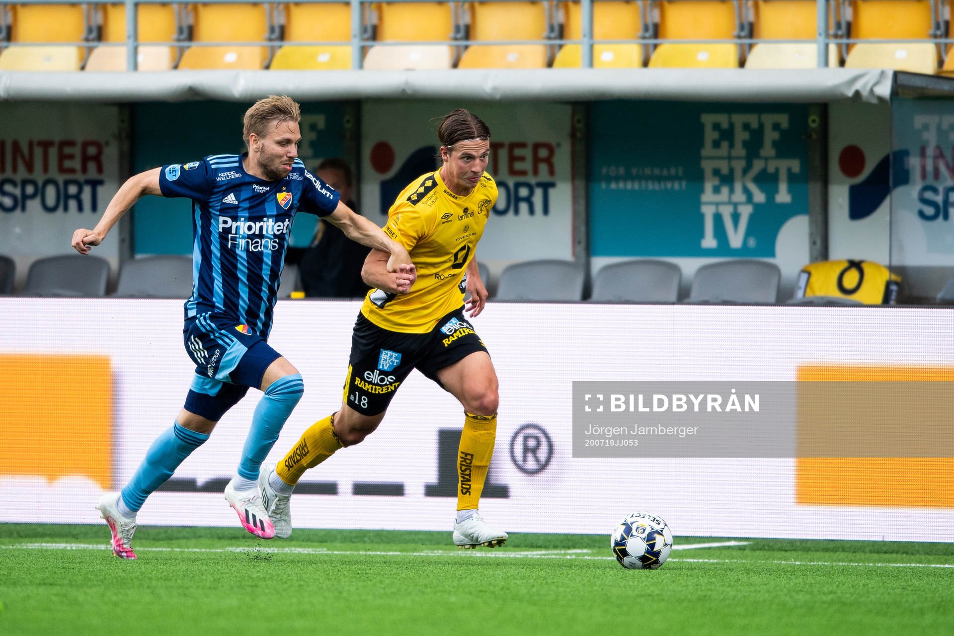 Djurgårdens Jonathan Ring och Elfsborgs Simon Olsson