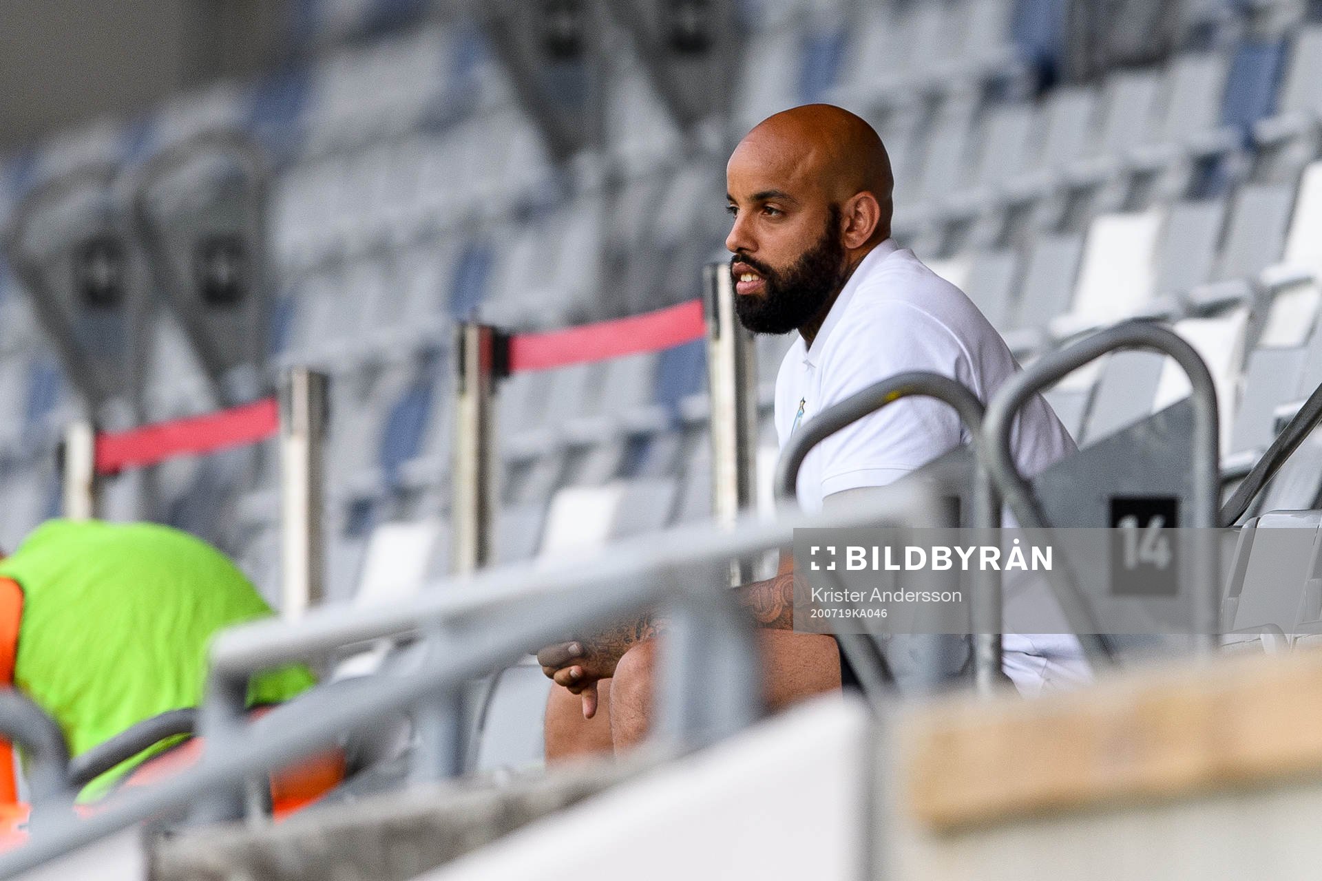 AFC Eskilstunas målvakt Joshua Wicks på läktarplats