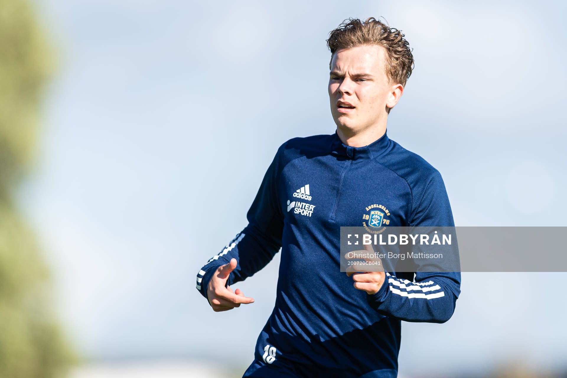 Anton Hallbäck under en fotbollsträning med Ängelholms FF den 20 juli 2020 i Ängelholm.