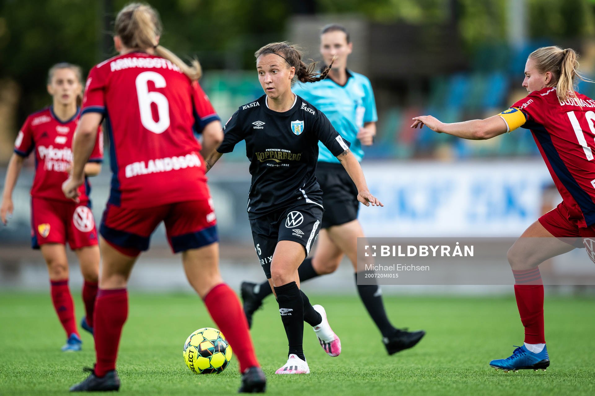 Göteborgs Julia Zigiotti Olme under fotbollsmatchen i Damallsvenskan mellan Kopparbergs/Göteborg och Djurgården den 20 juli 2020 i Göteborg.