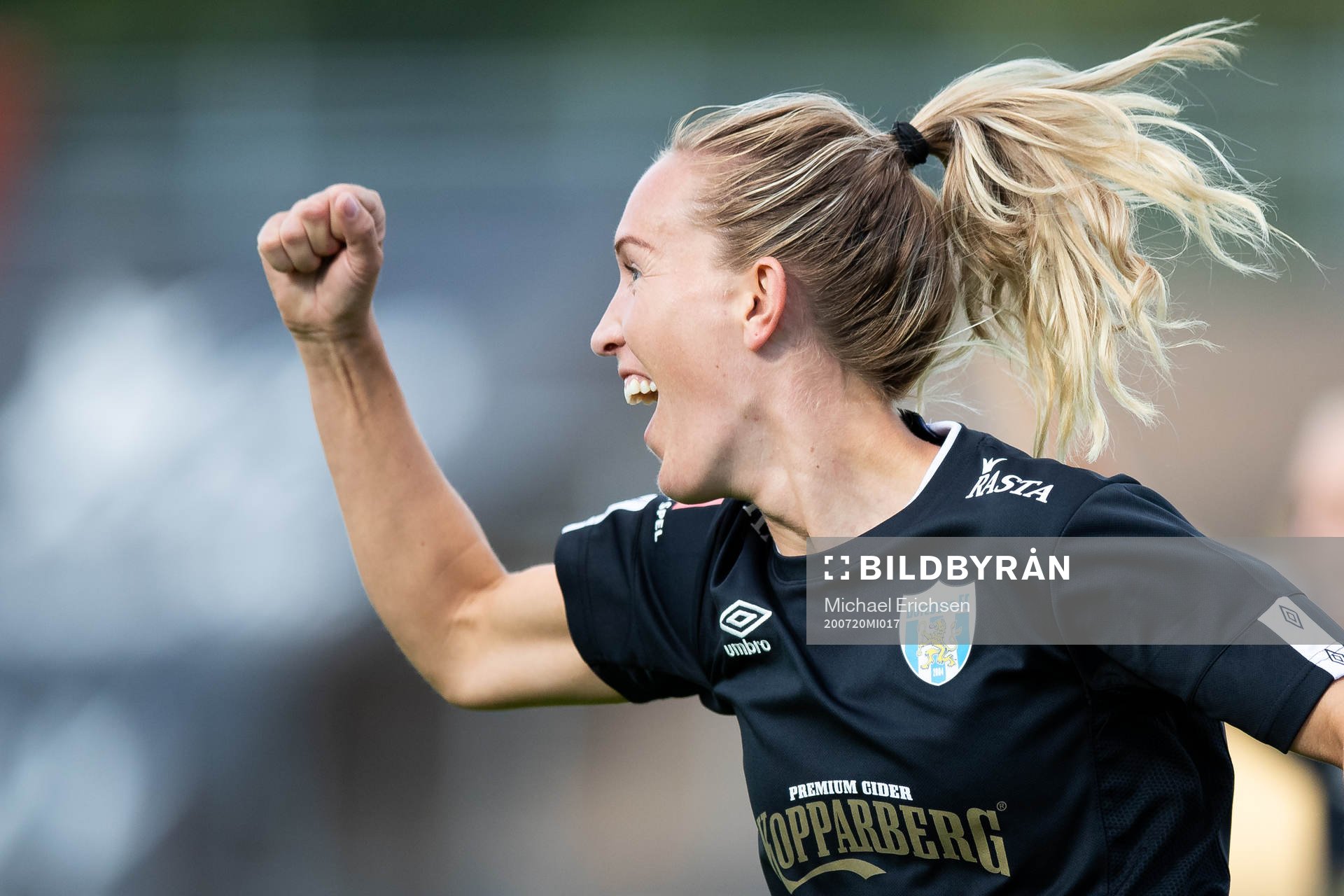 Göteborgs Julia Roddar jublar
