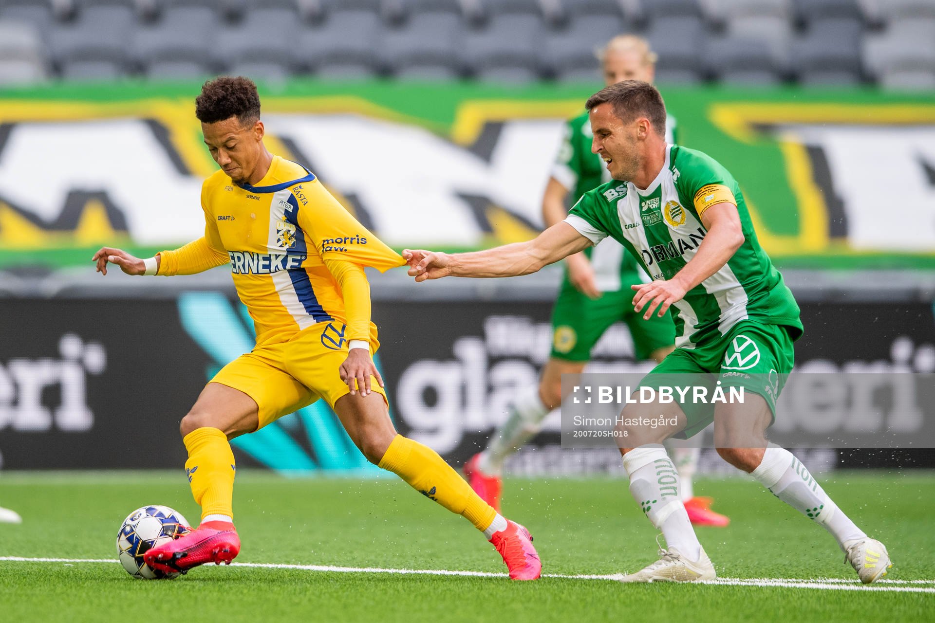 IFK Göteborgs Tobias Sana och Hammarbys Jeppe Andersen