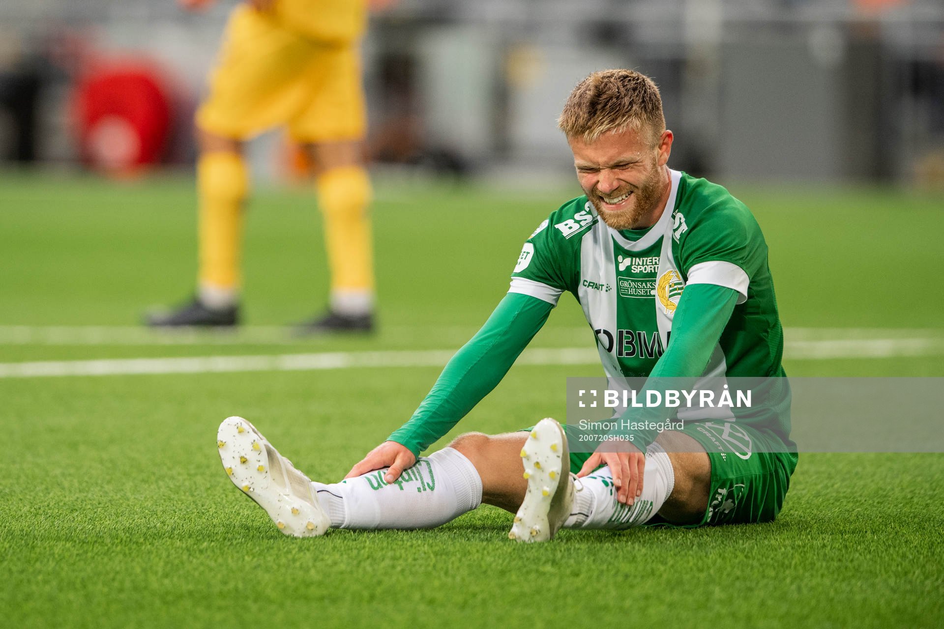 Hammarbys Dennis Widgren har ont