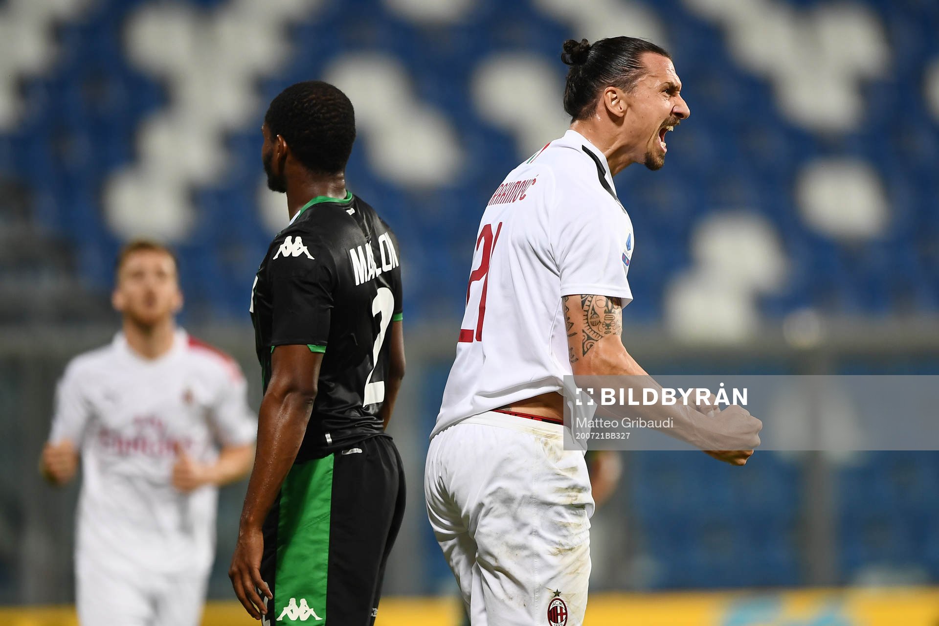 Zlatan Ibrahimovic of AC Milan celebrates