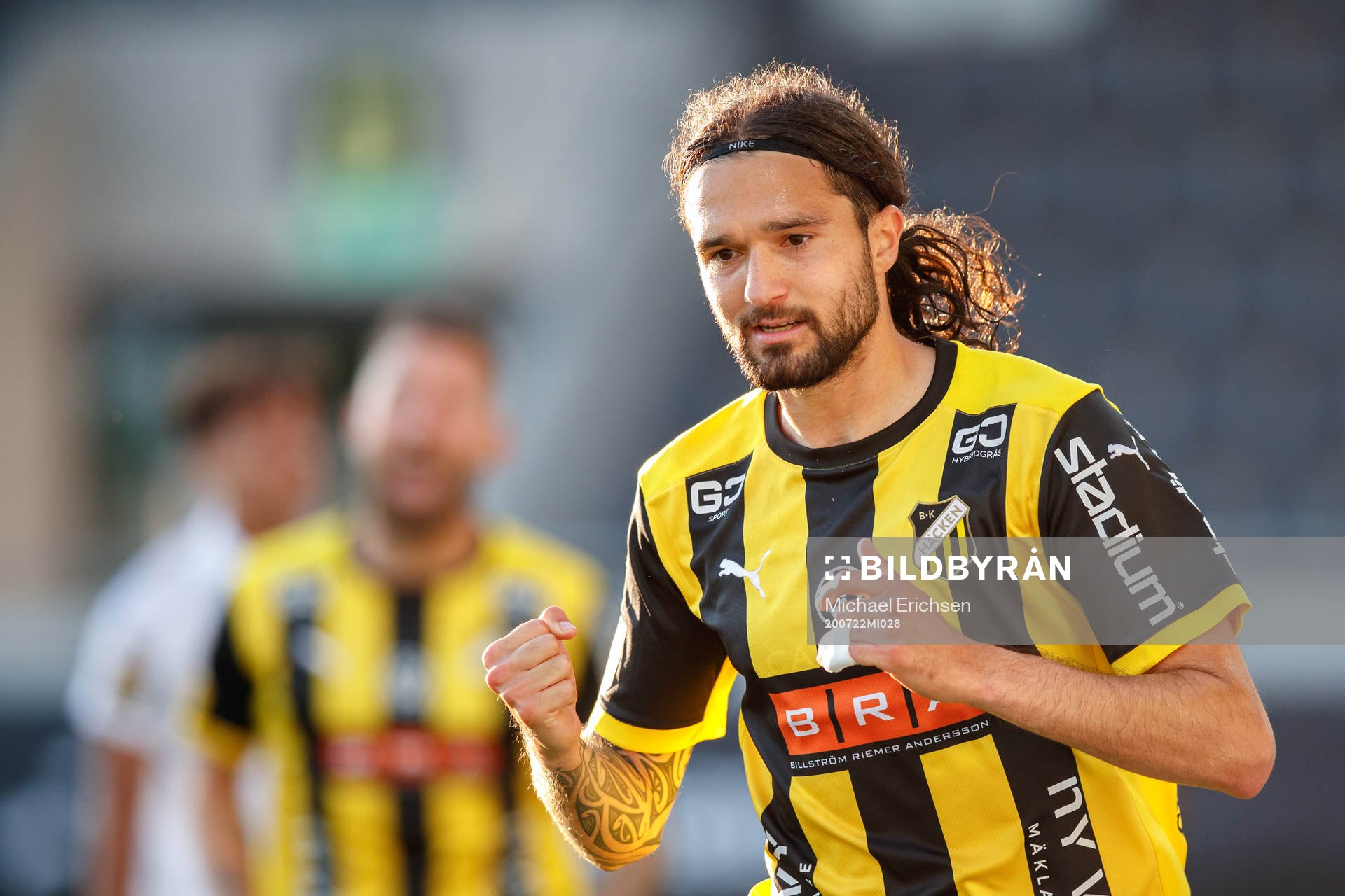 Häckens Leonard Zuta jublar