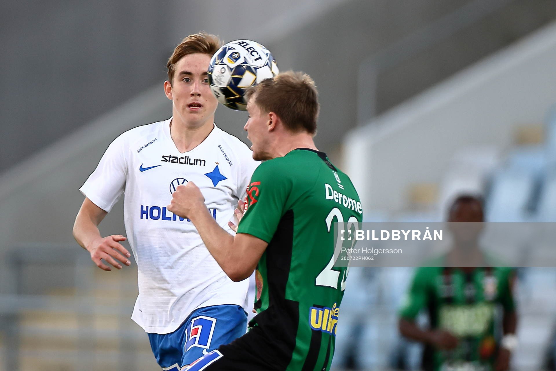 IFK Norrköpings Ísak Bergmann Jóhannesson och Varbergs