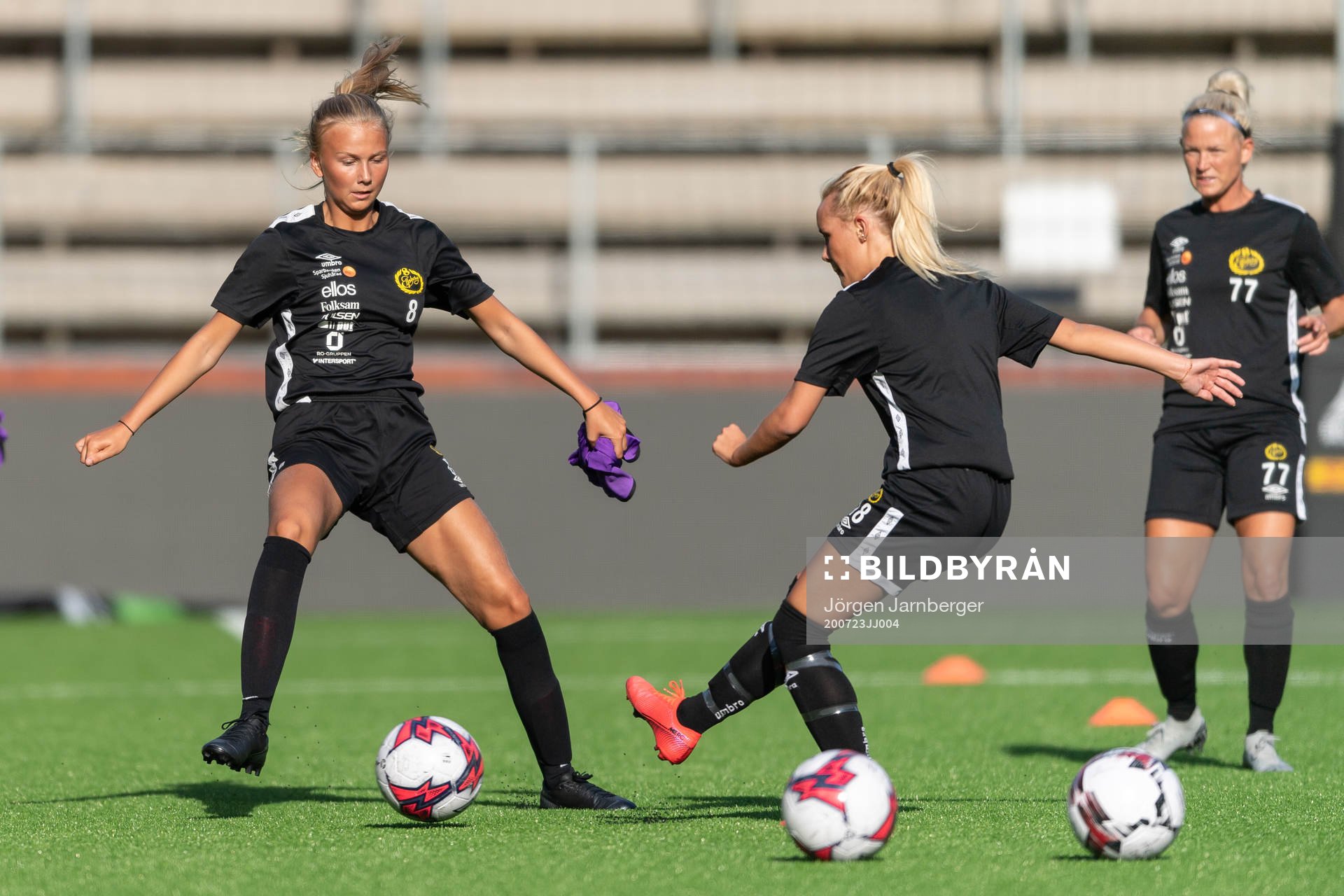 Linn Sångberg och Moa Skoglund