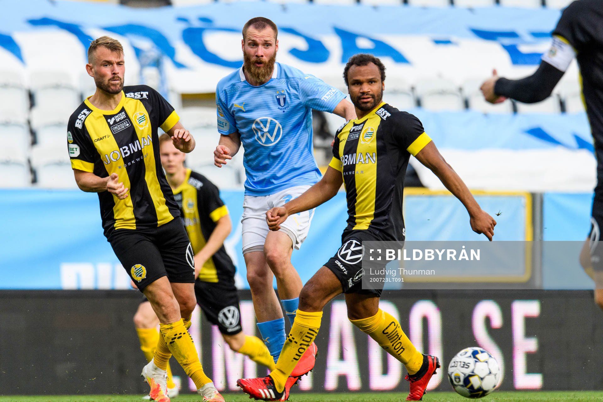 Malmö FFs Jo-Inge Berget och Hammarbys Serge-Junior