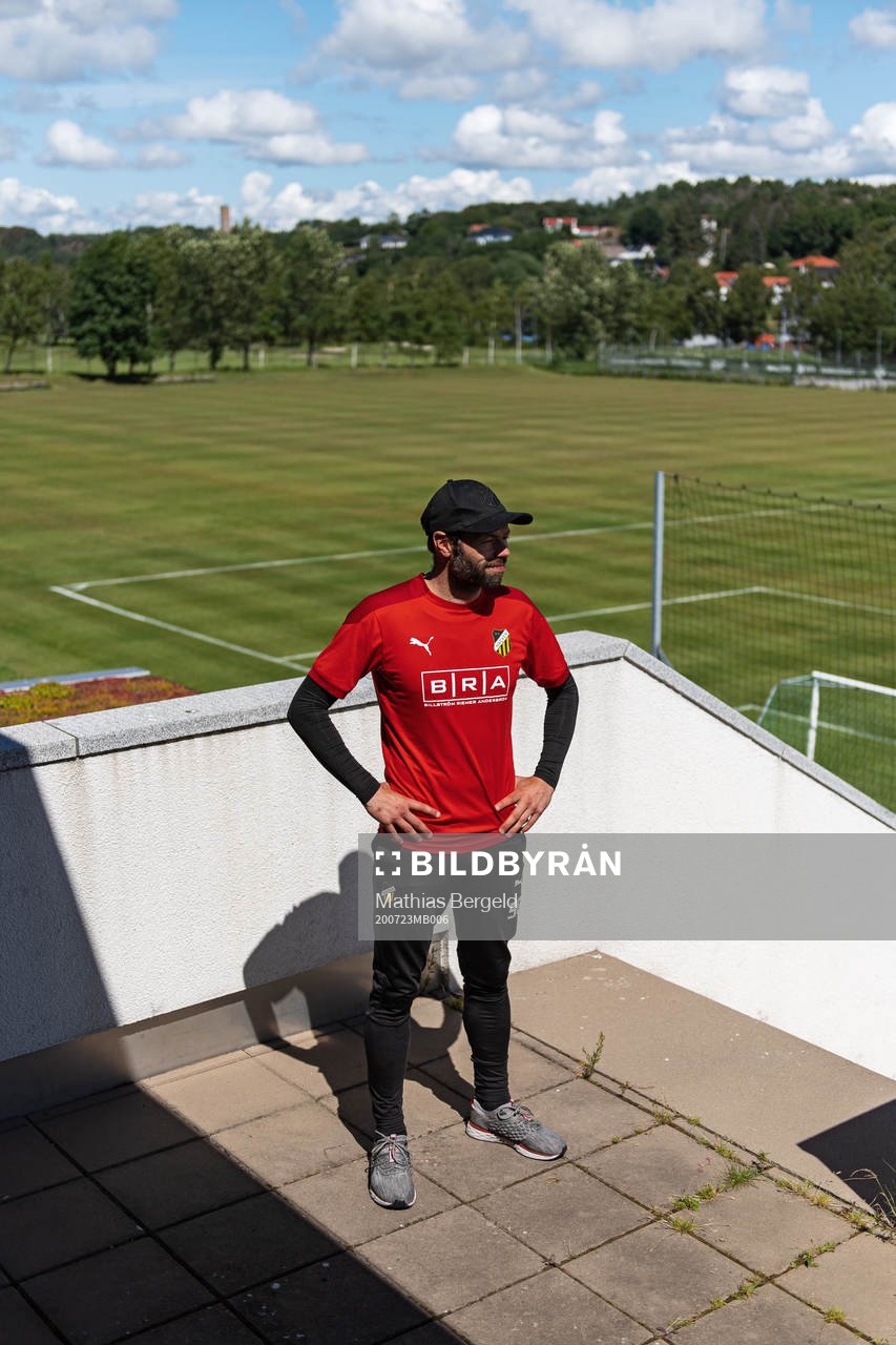 Häckens tränare Andreas Alm poserar för ett porträtt den 23 juli 2020 i Göteborg.