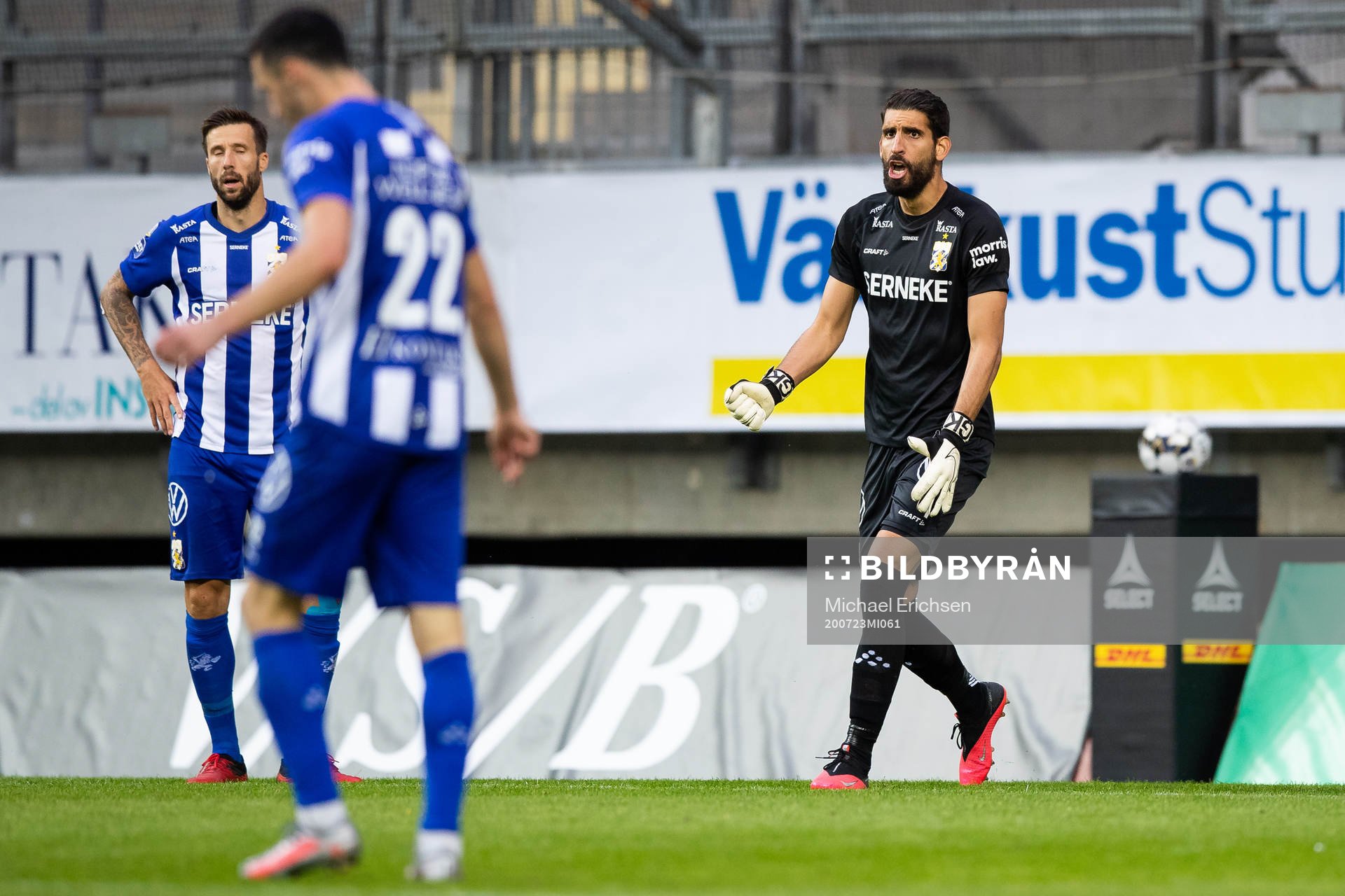 IFK Göteborgs målvakt Ioannis Anestis reagerar