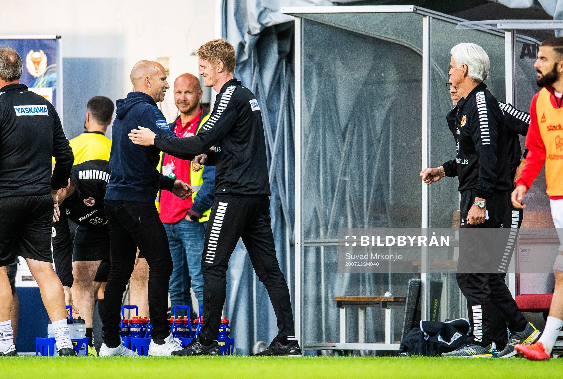 Sirius tränare Henrik Rydström och Kalmars assisterande