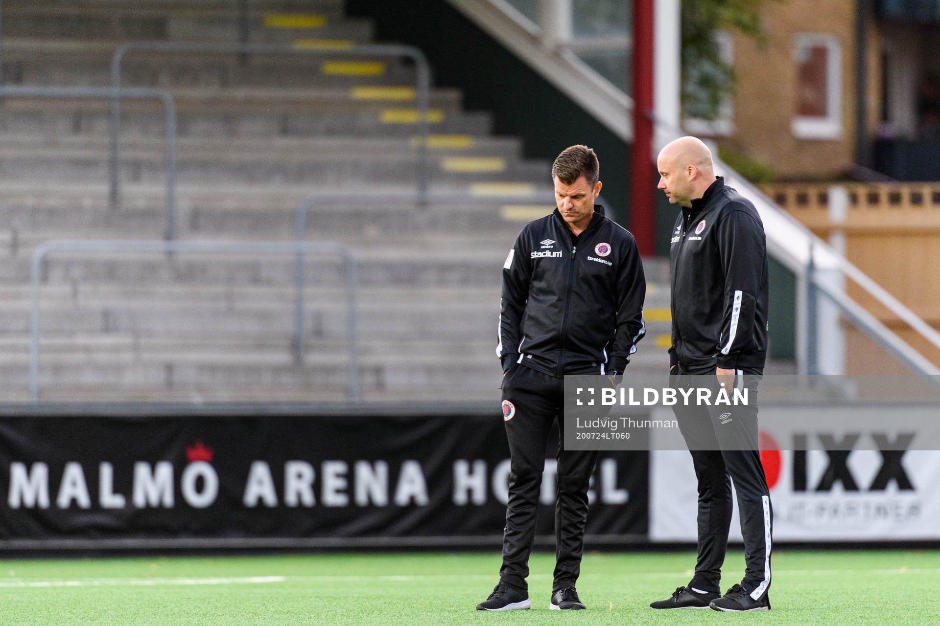 Örebros tränare Stefan Ärnsved och tränare Martin