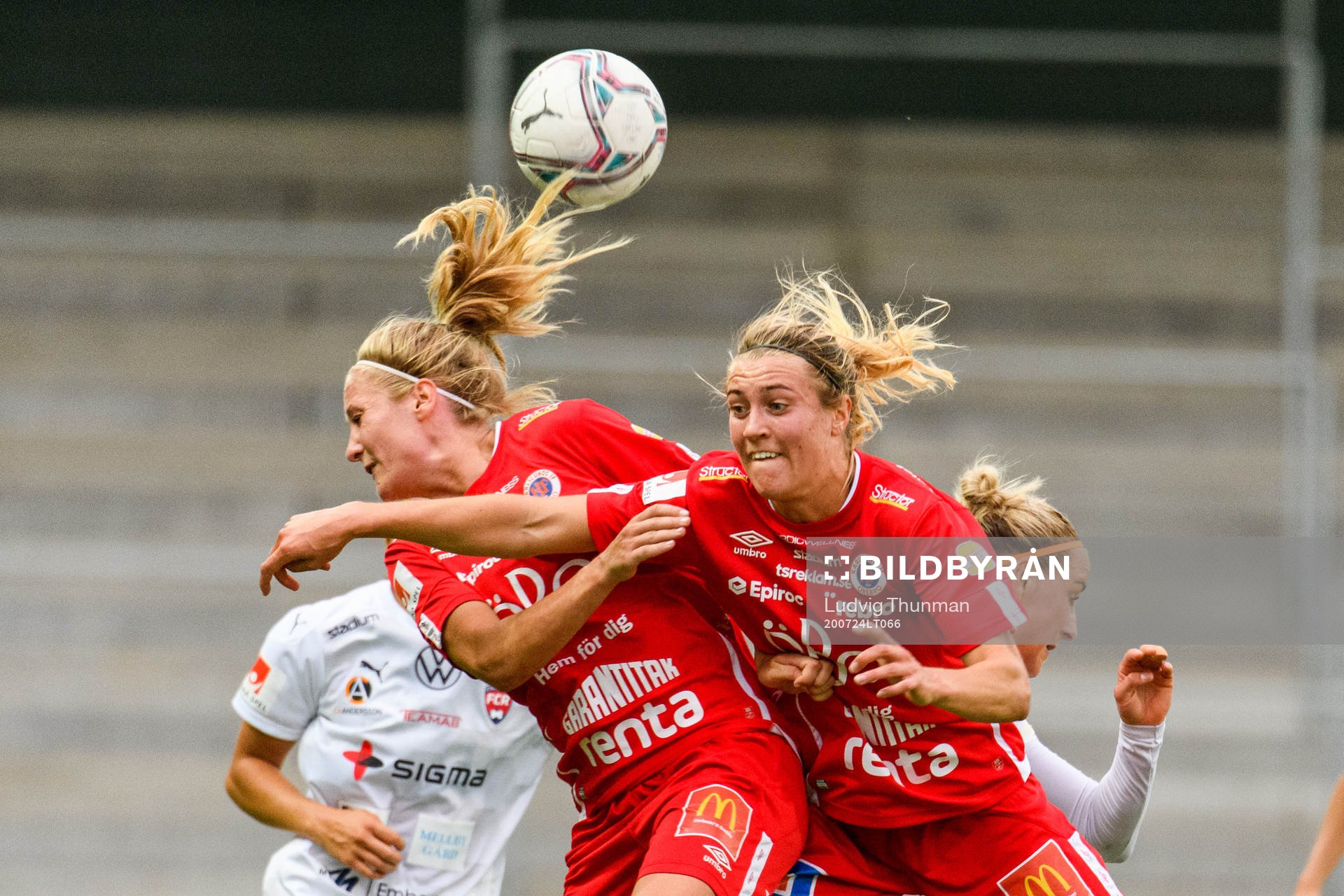 Örebros Elin Pikkujämsä och Nellie Lilja