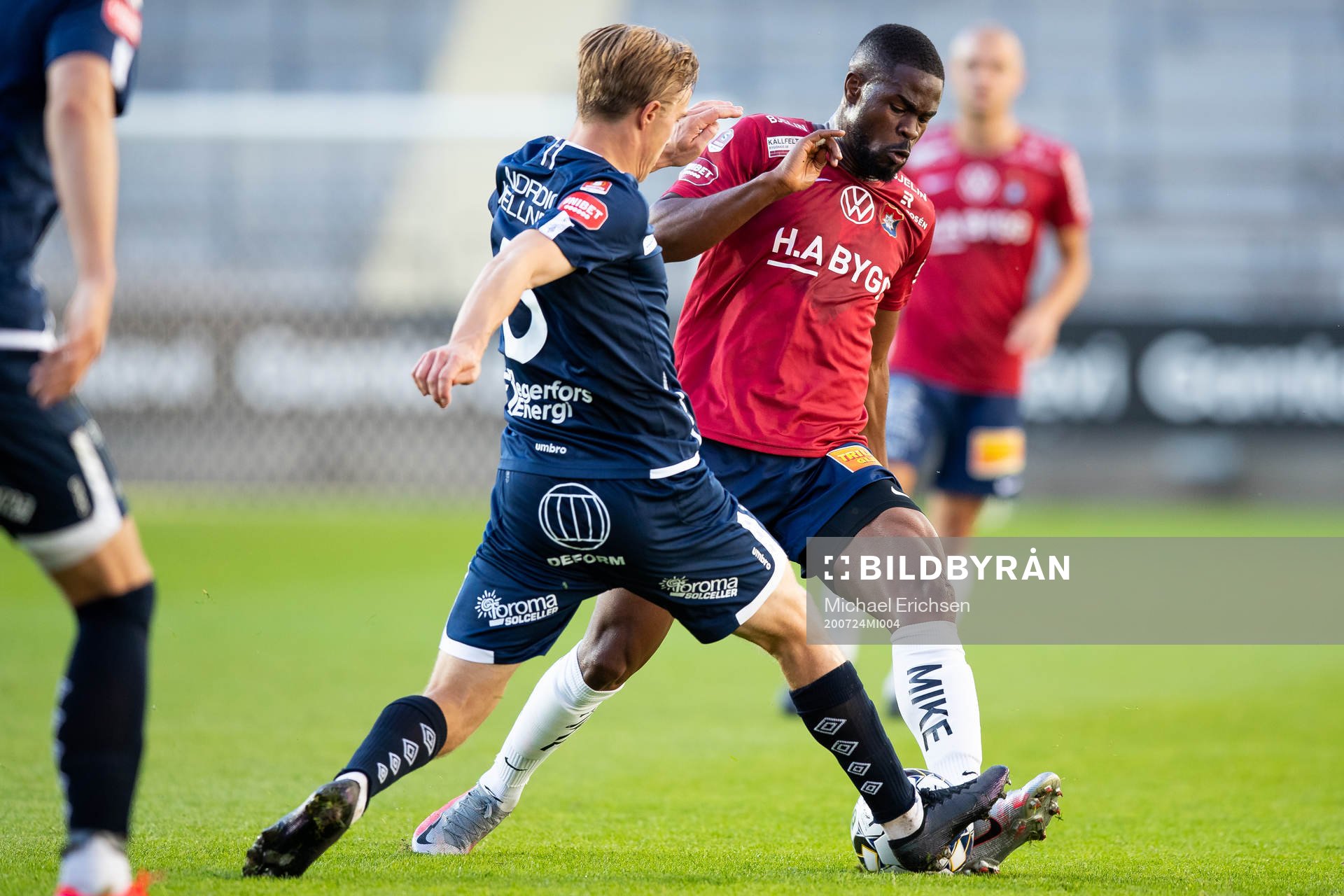 Degerfors Jakob Ortmark och Örgrytes Abdul Razak