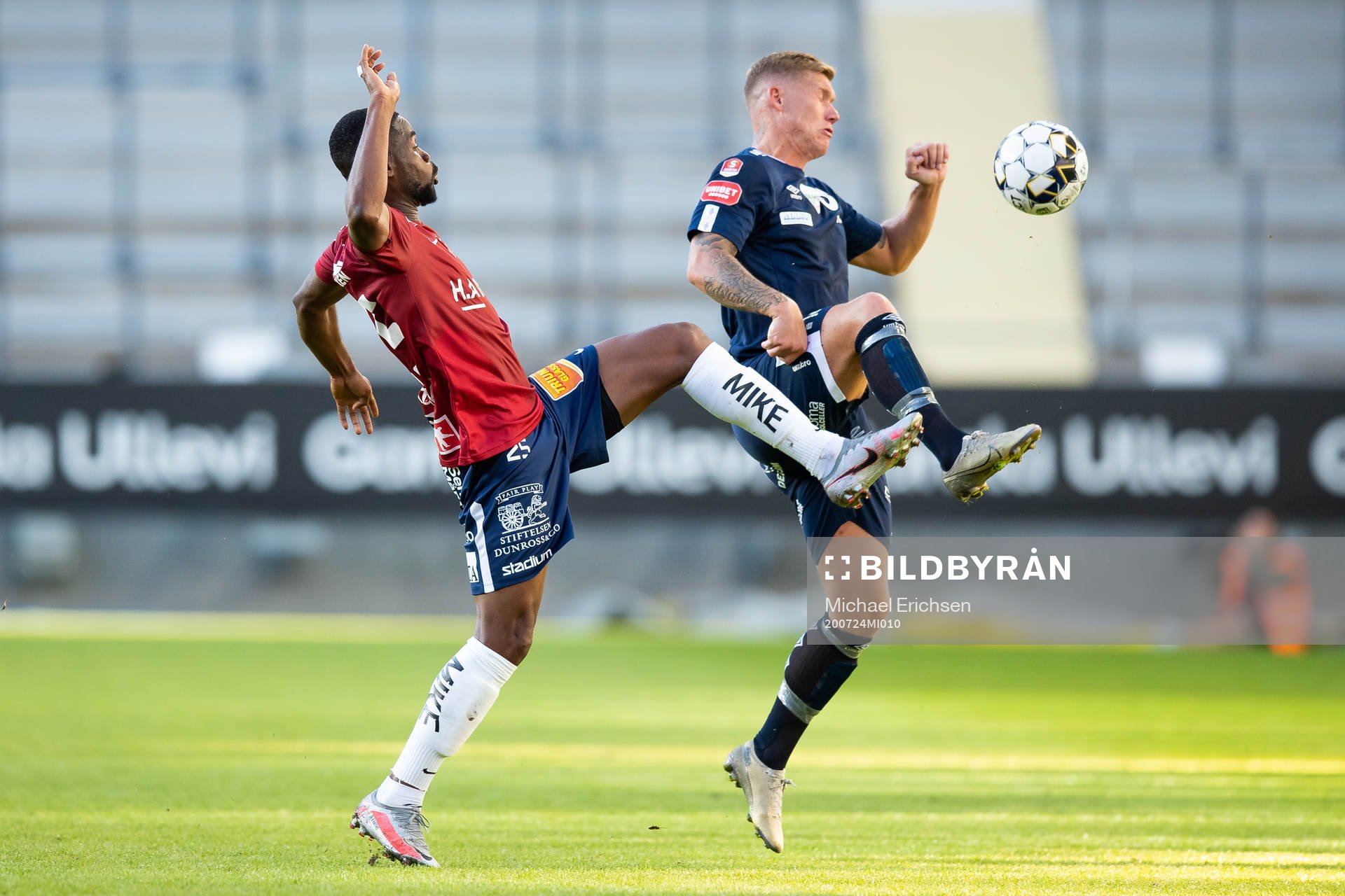 Örgrytes Abdul Razak och Degerfors Victor Edvardsen