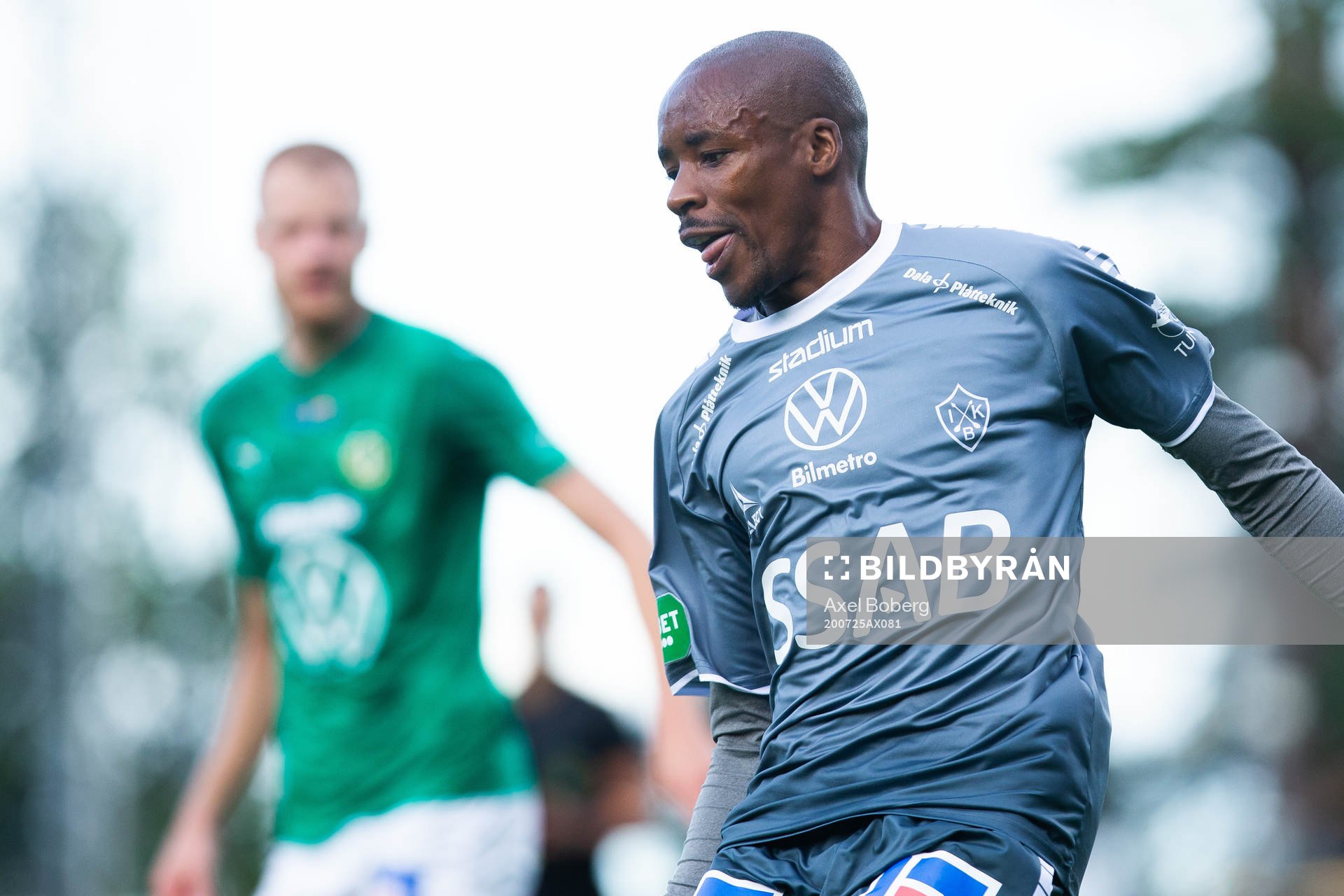 Brages Bantu Mzwakali under fotbollsmatchen i Superettan mellan Jönköpings Södra och Brage den 25 juli 2020 i Jönköping.