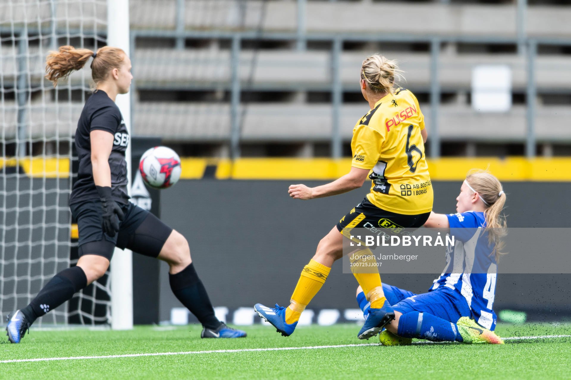 Elfsborgs Linda Westberg Carlsson skjuter 3-0