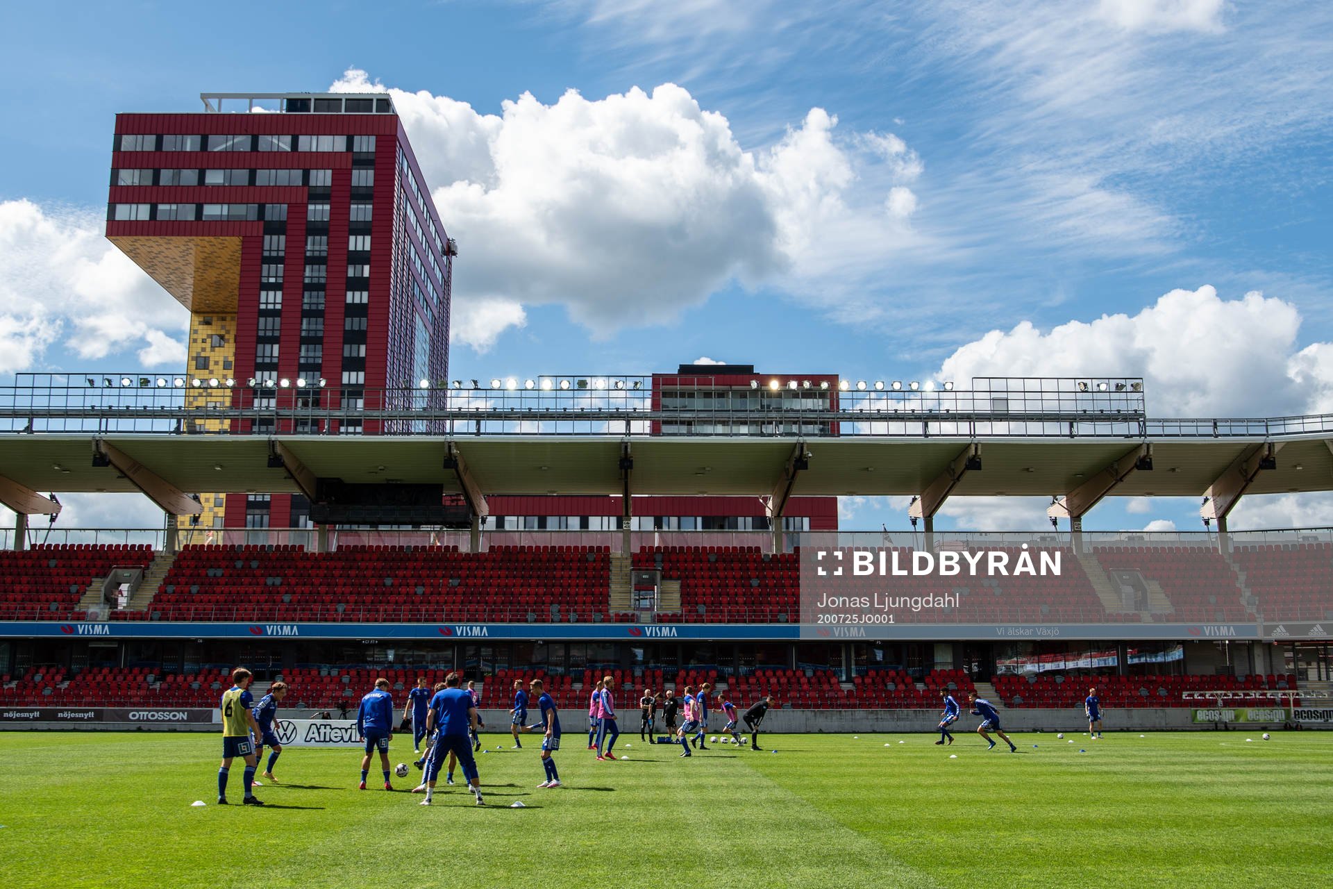Sundsvalls spelare värmer upp