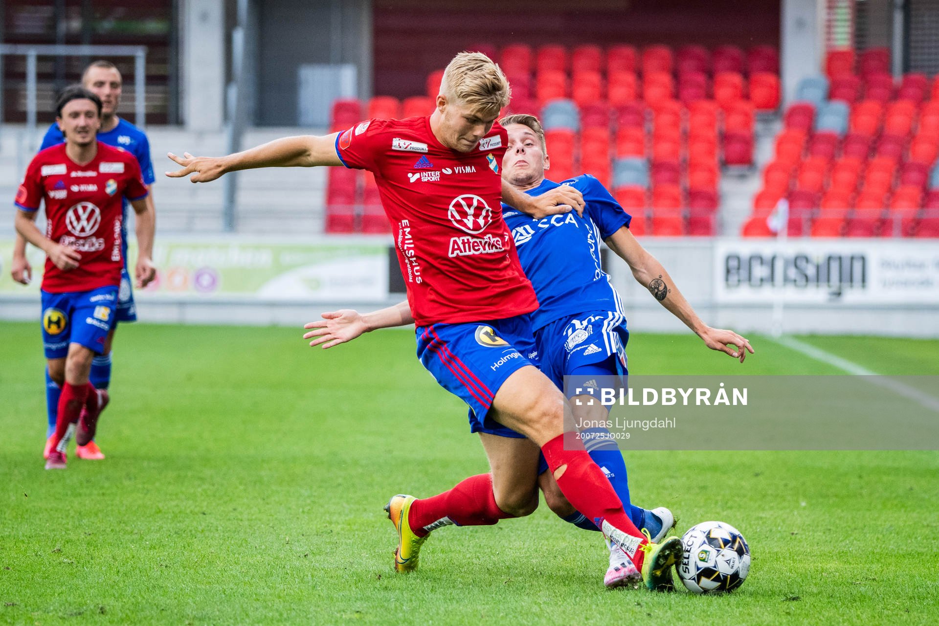 Östers Mattis Adolfsson och Sundsvalls Albin Palmlöv
