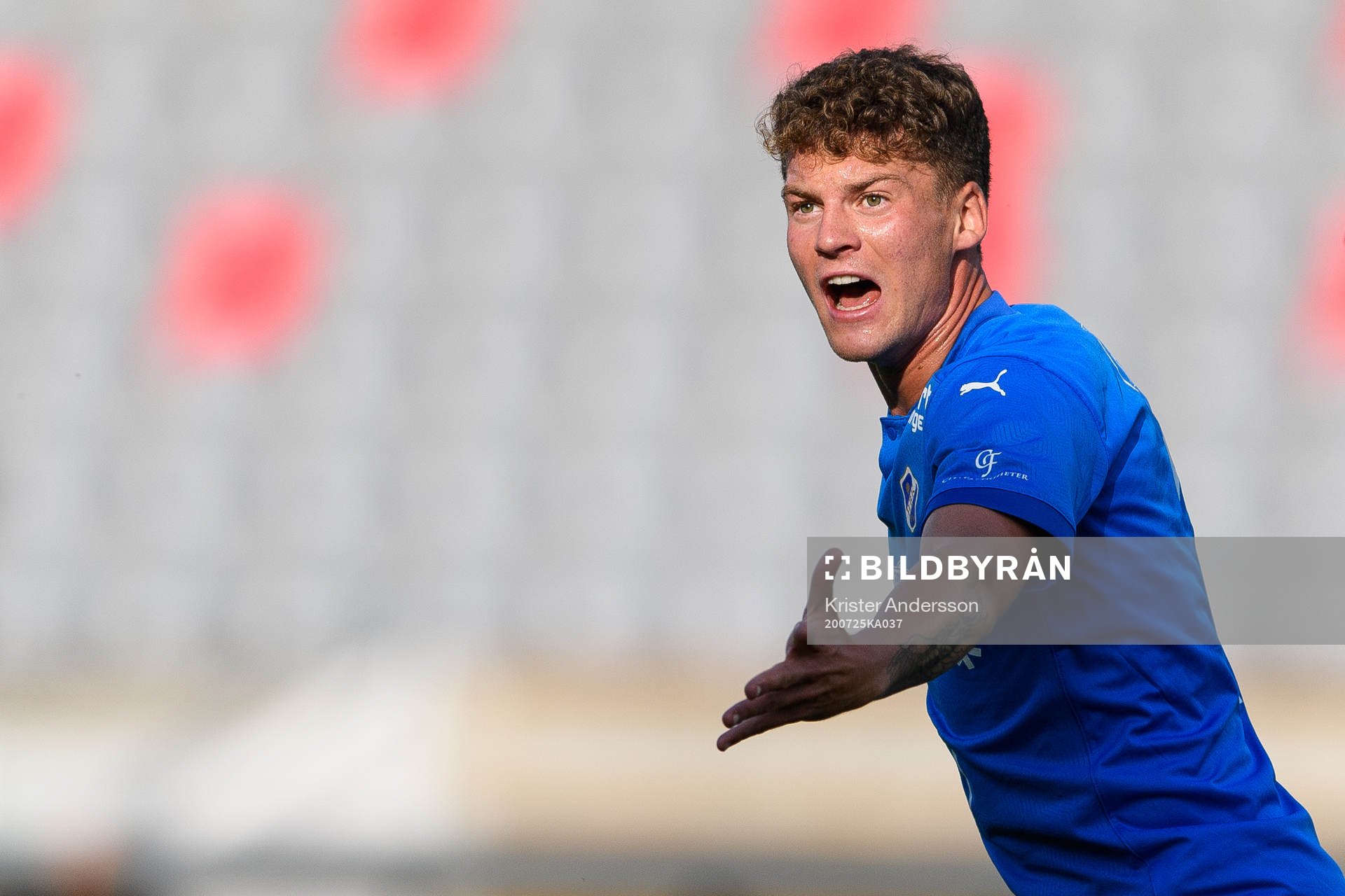 Halmstads Samuel Kroon reagerar