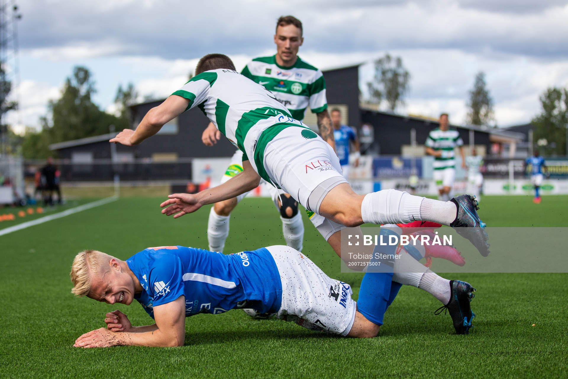 Norrbys Jasen Khayat och Västerås Filip Almström Tähti