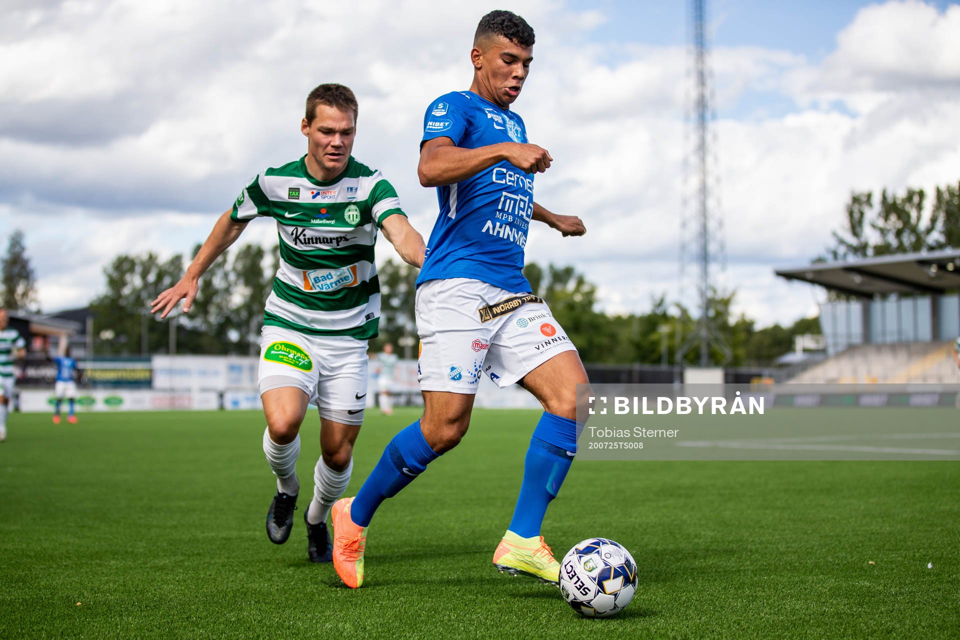 Norrbys Benjamin Arapovic och Västerås Filip Almström