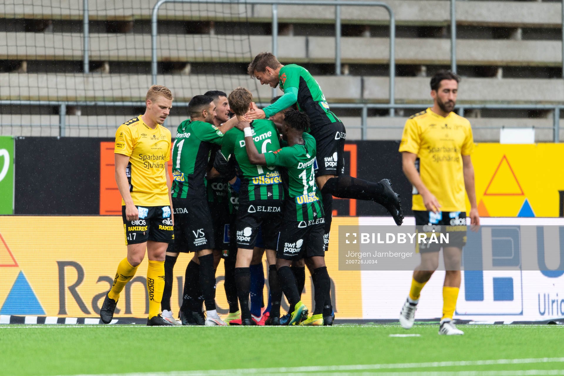 Varbergs spelare jublar