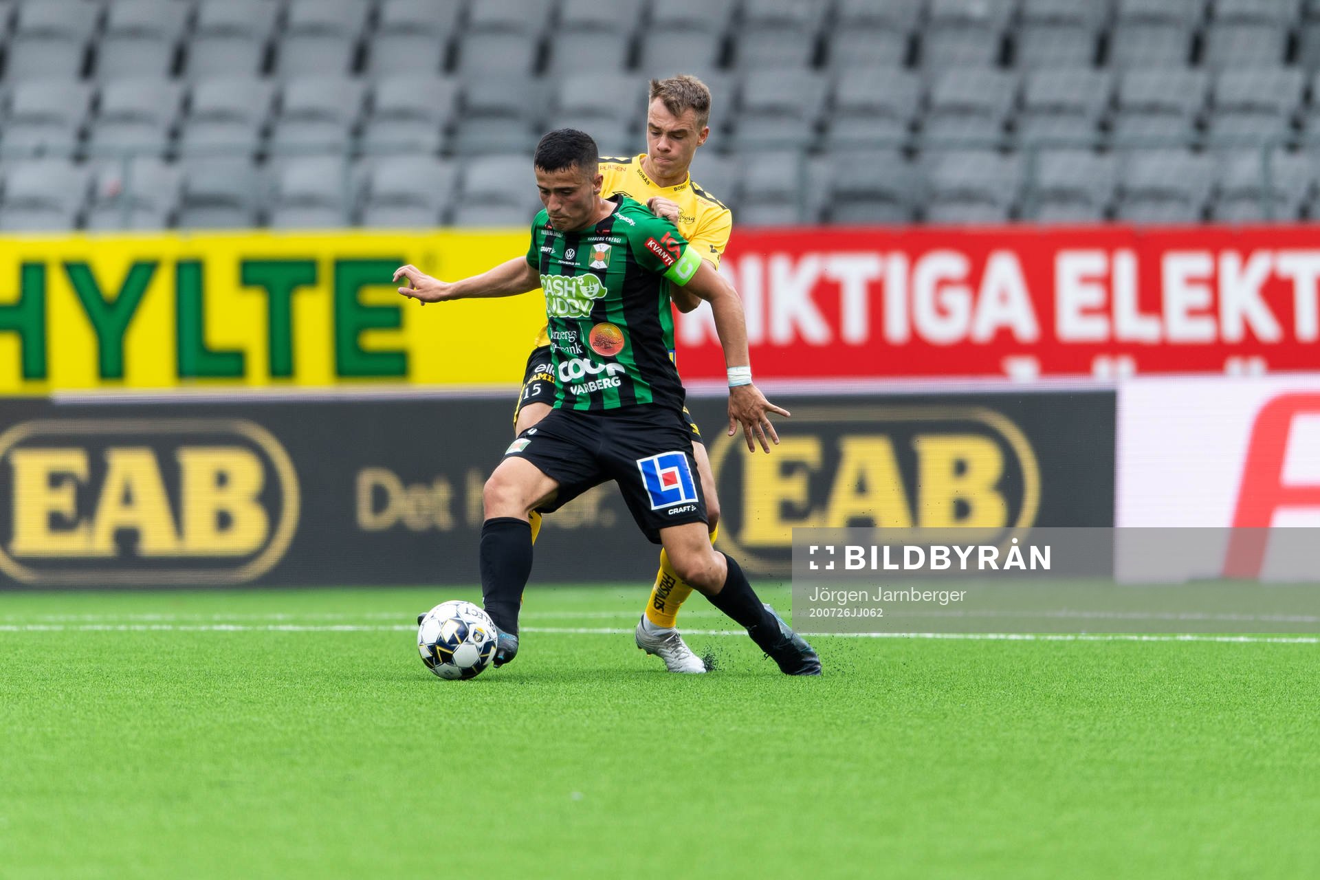 Varbergs Astrit Selmani och Elfsborgs Leo Väisänen