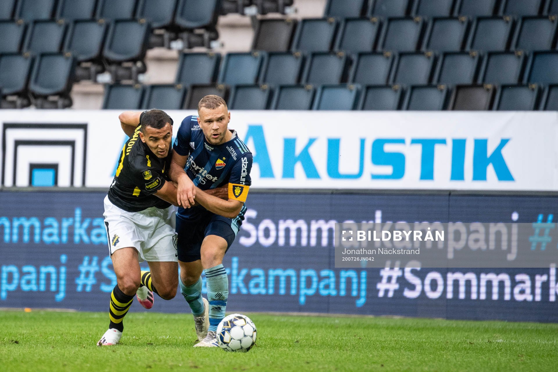 s Nabil Bahoui och Djurgårdens Jesper Karlström