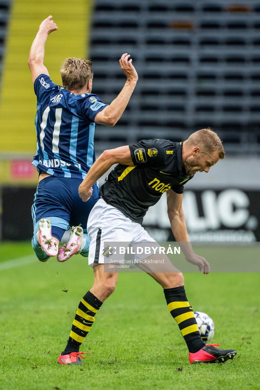 s Sebastian Larsson