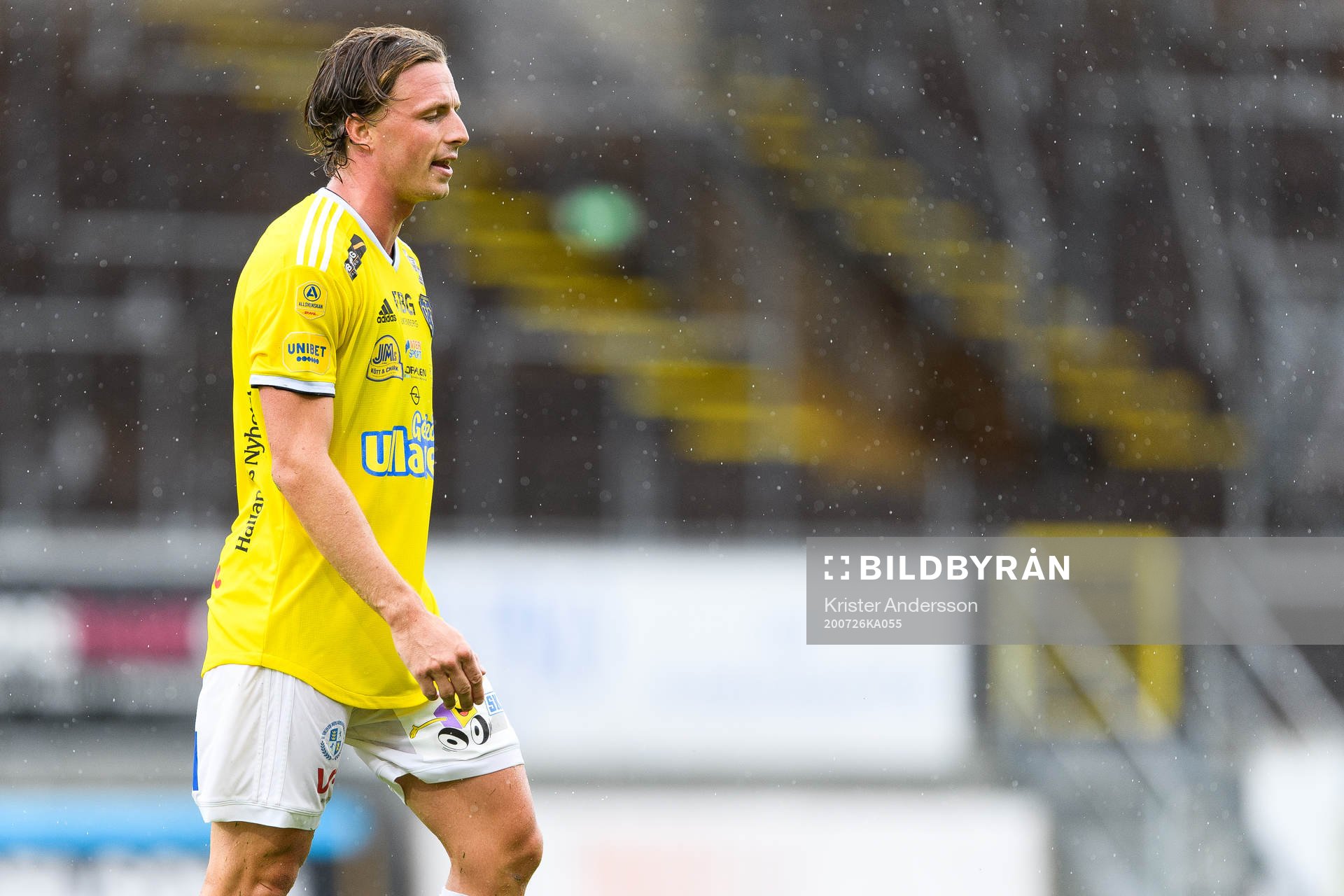 Falkenbergs Carl Johansson tilldelas rött kort