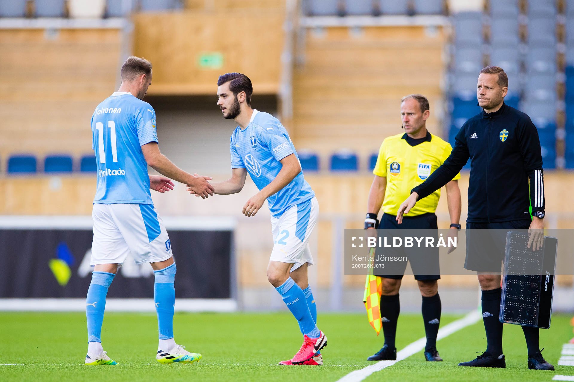 Malmö FFs Ola Toivonen byts ut mot Adi Nalic