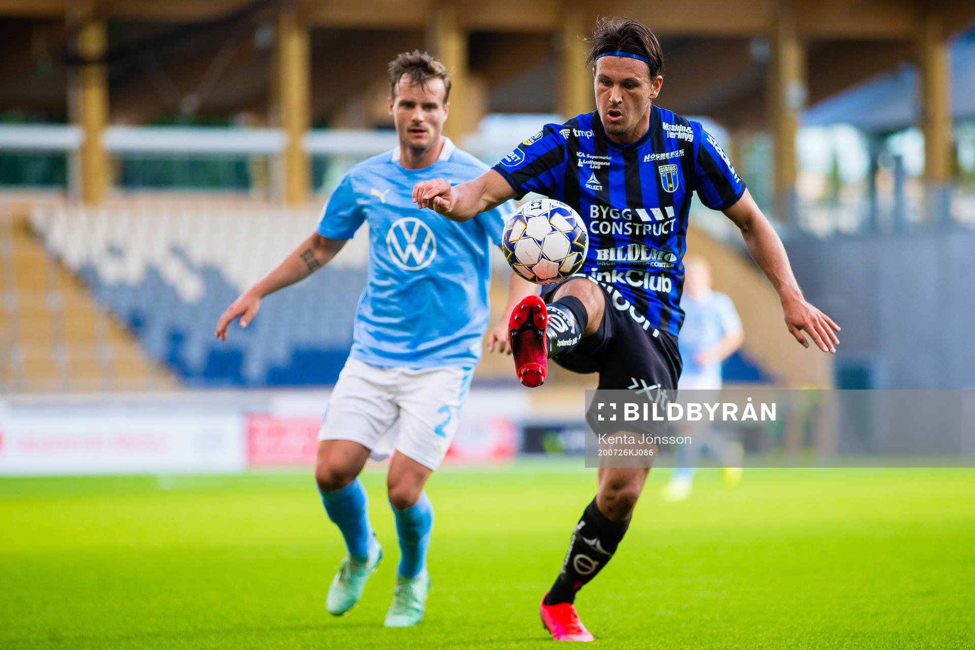 Malmö FFs Eric Larsson och Sirius Stefano Vecchia