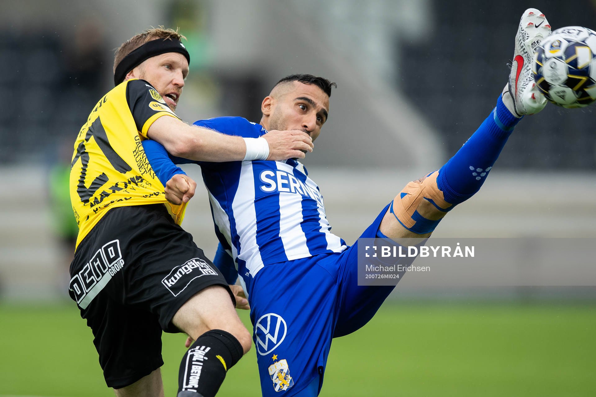 Häckens Rasmus Lindgren och IFK Göteborgs Sargon Abraham
