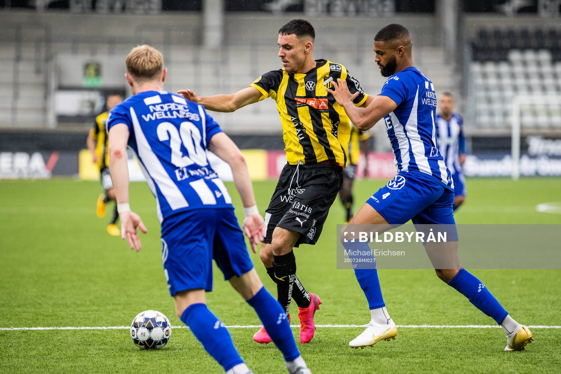 Häckens Ali Youssef mot IFK Göteborgs Victor Wernersson