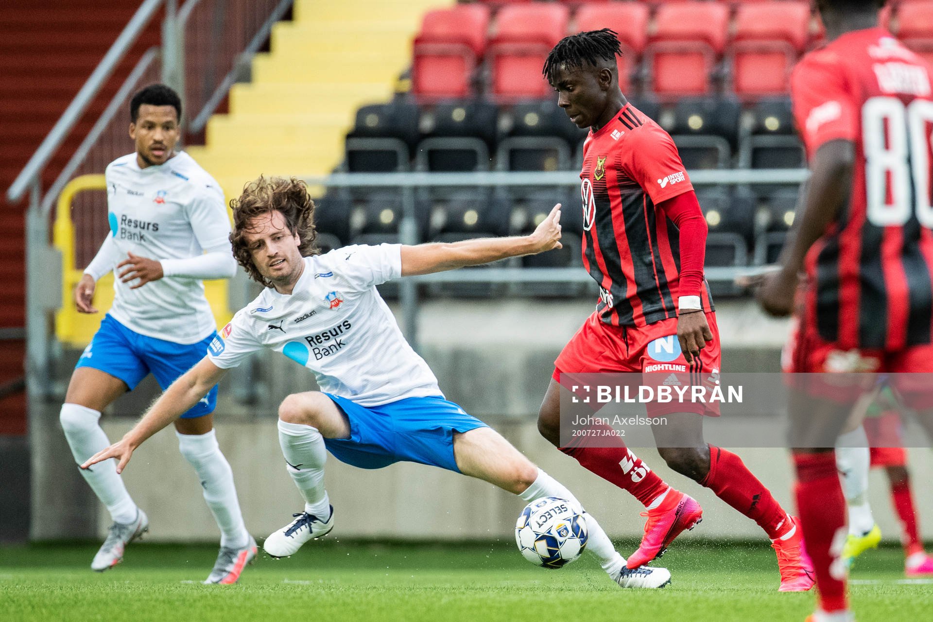 Helsingborgs Mix Diskerud och Östersunds Jordan Attah