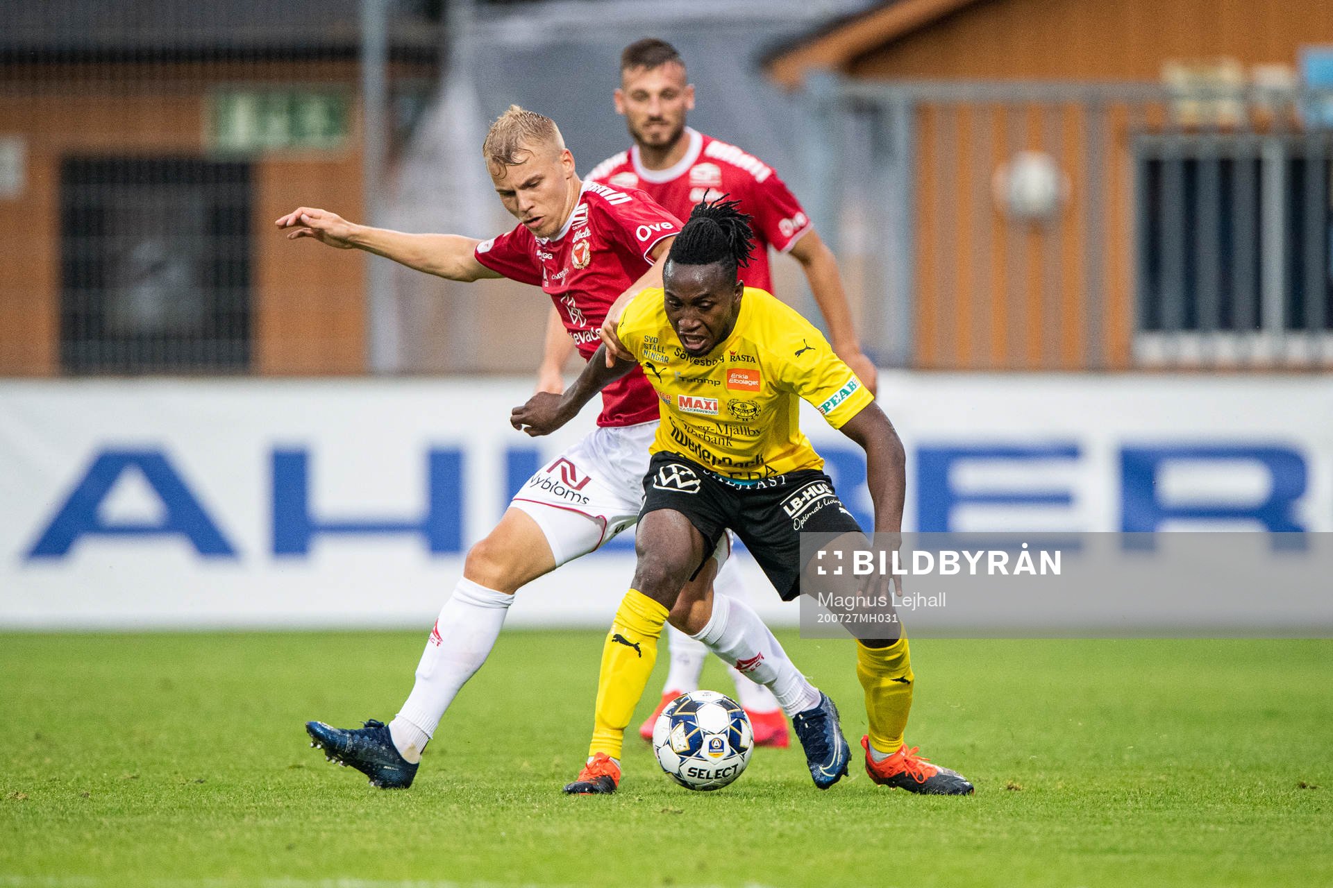 Mjällbys Mamudo Moro  och Kalmars Sebastian Ring