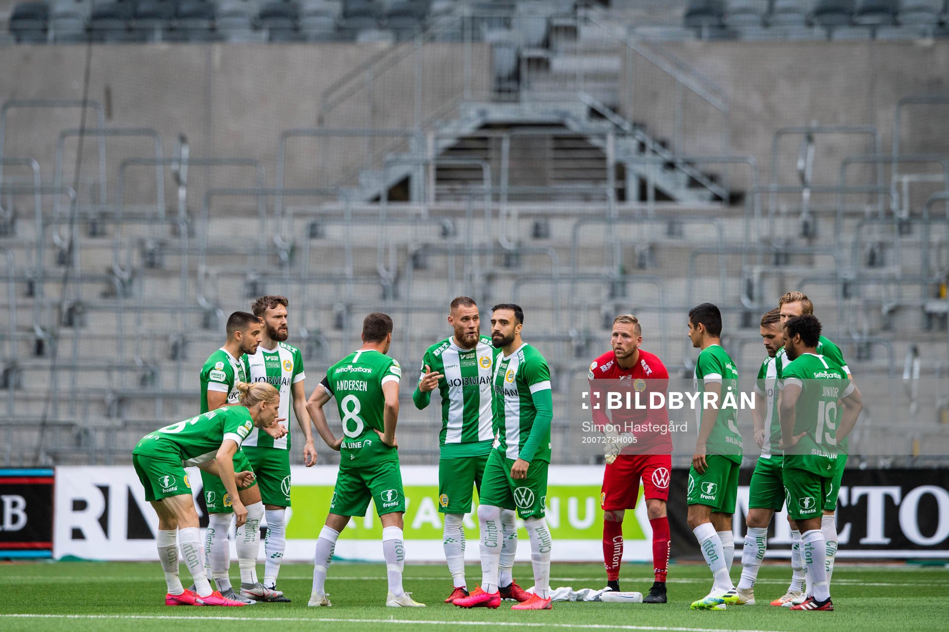 Hammarbys spelare samlas