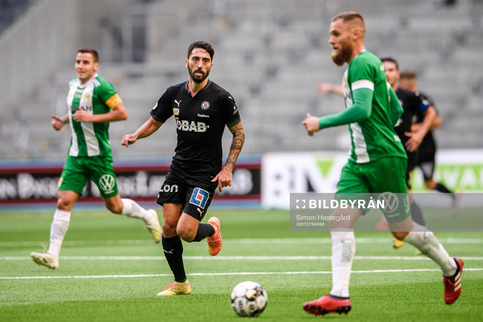 Örebros Nahir Besara och Hammarbys David Fällman