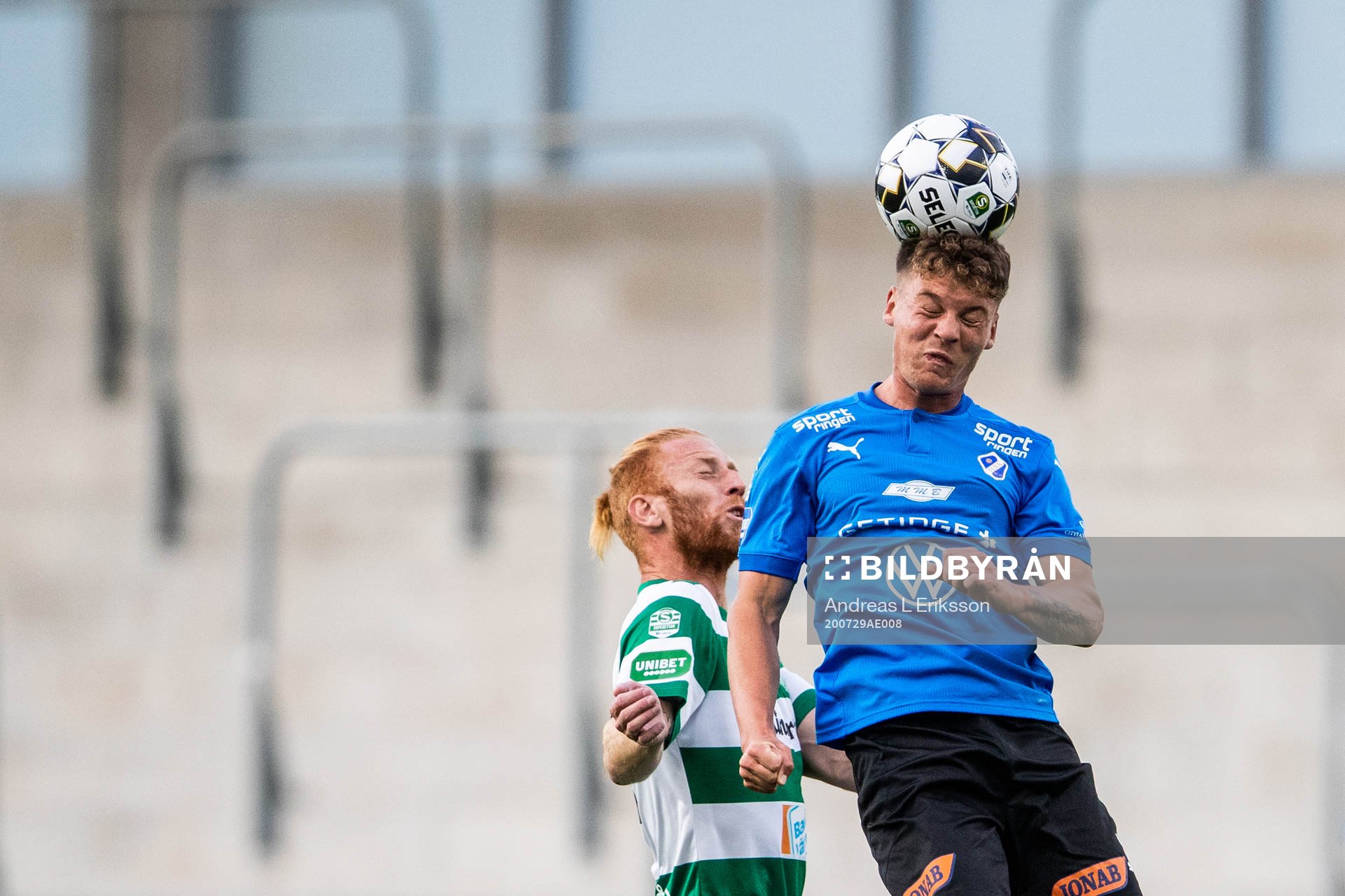 Västerås Calle Svensson och Halmstads Samuel Kroon