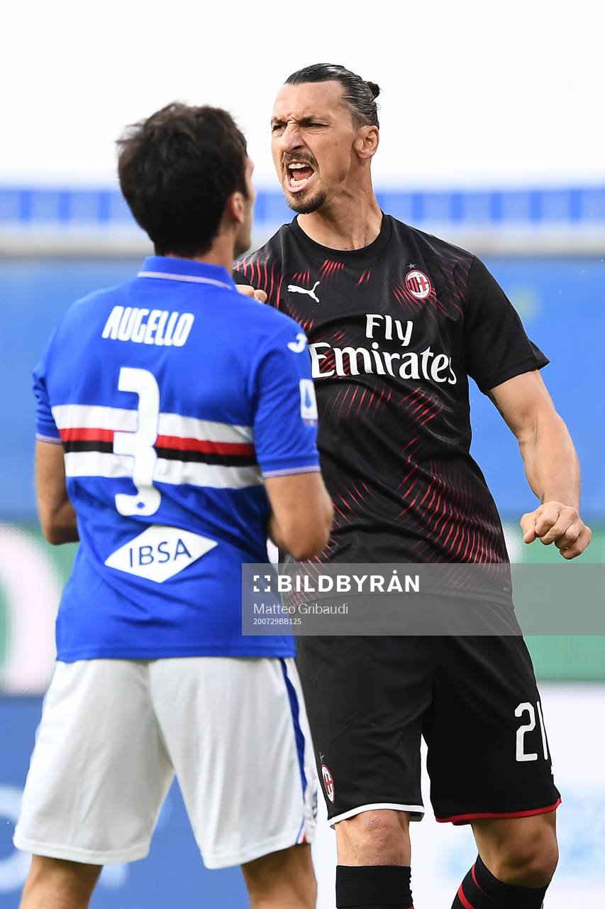 Zlatan Ibrahimovic of AC Milan celebrates