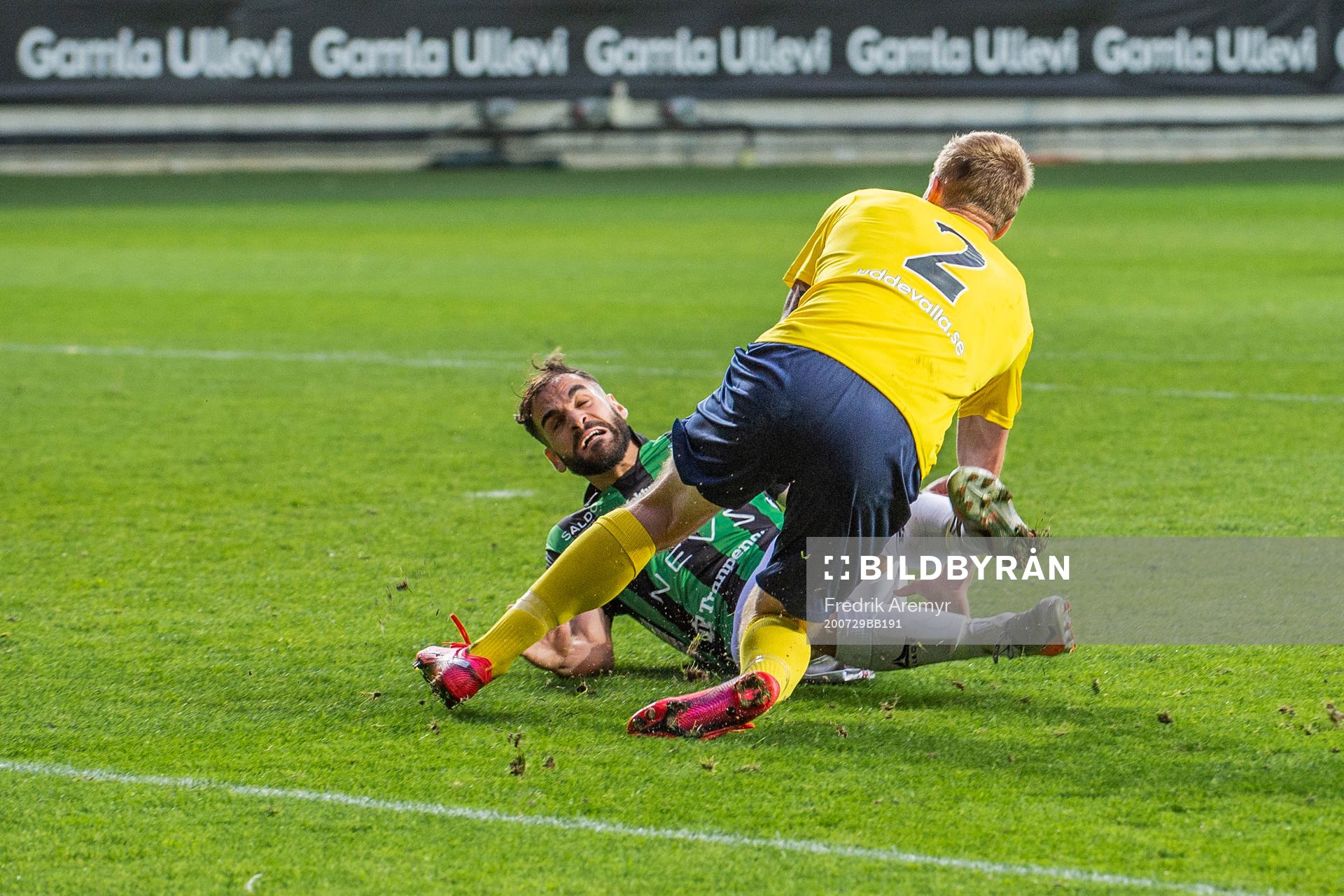 GAIS Mervan Celik och Ljungskiles Filip Karlin