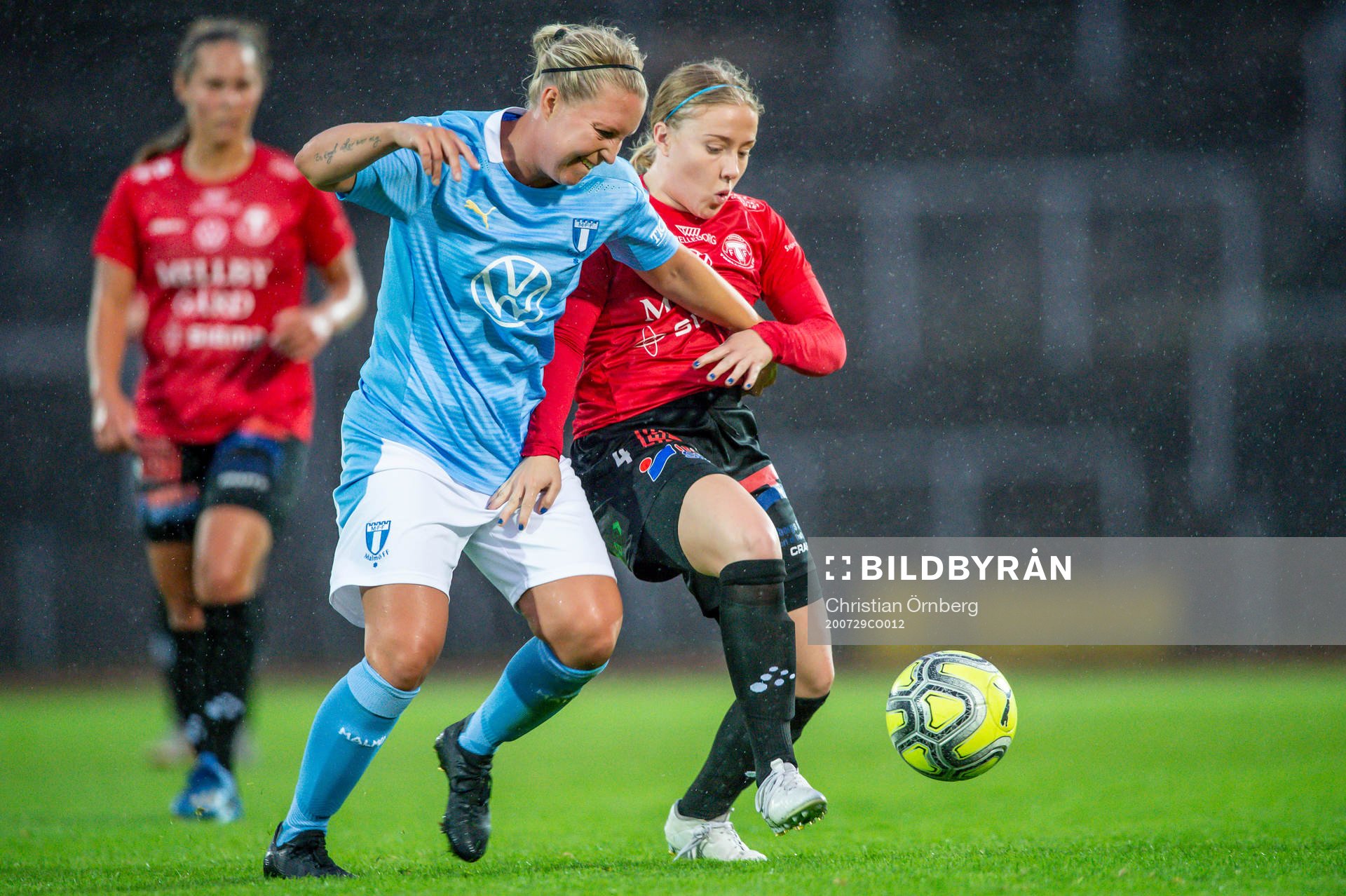 Malmö FFs Ida Hansson mot Trelleborgs Rebecka Söholt